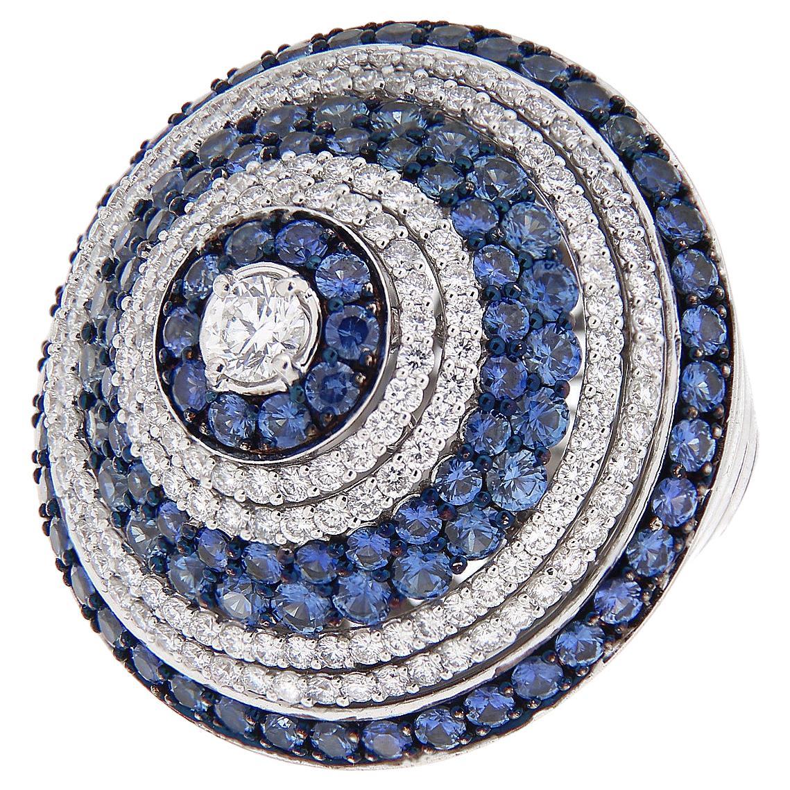 18 Karat Weißgold Spiral-Ring Blaue Saphire 4,50 Karat Weiße Diamanten 2,15 Karat G VVS
