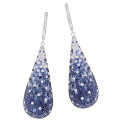 Boucles d'oreilles pendantes en or blanc 18kt 5.62 Ct Blue Sapphires & 1.42 Diamonds
