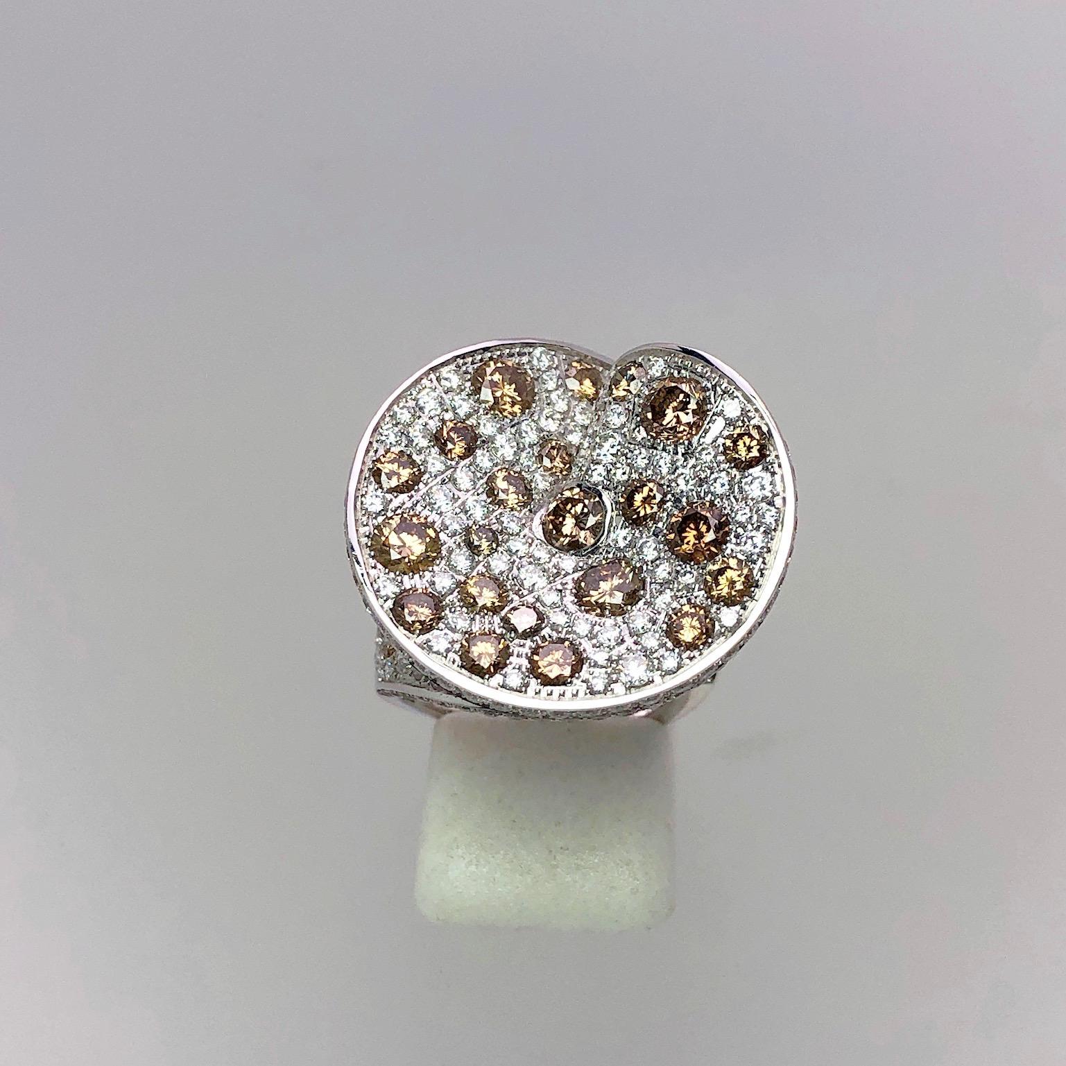 Women's or Men's 18 Karat Gold Swirl Ring with 3.90 Carat Fancy Brown & 3.20 Carat White Diamonds For Sale