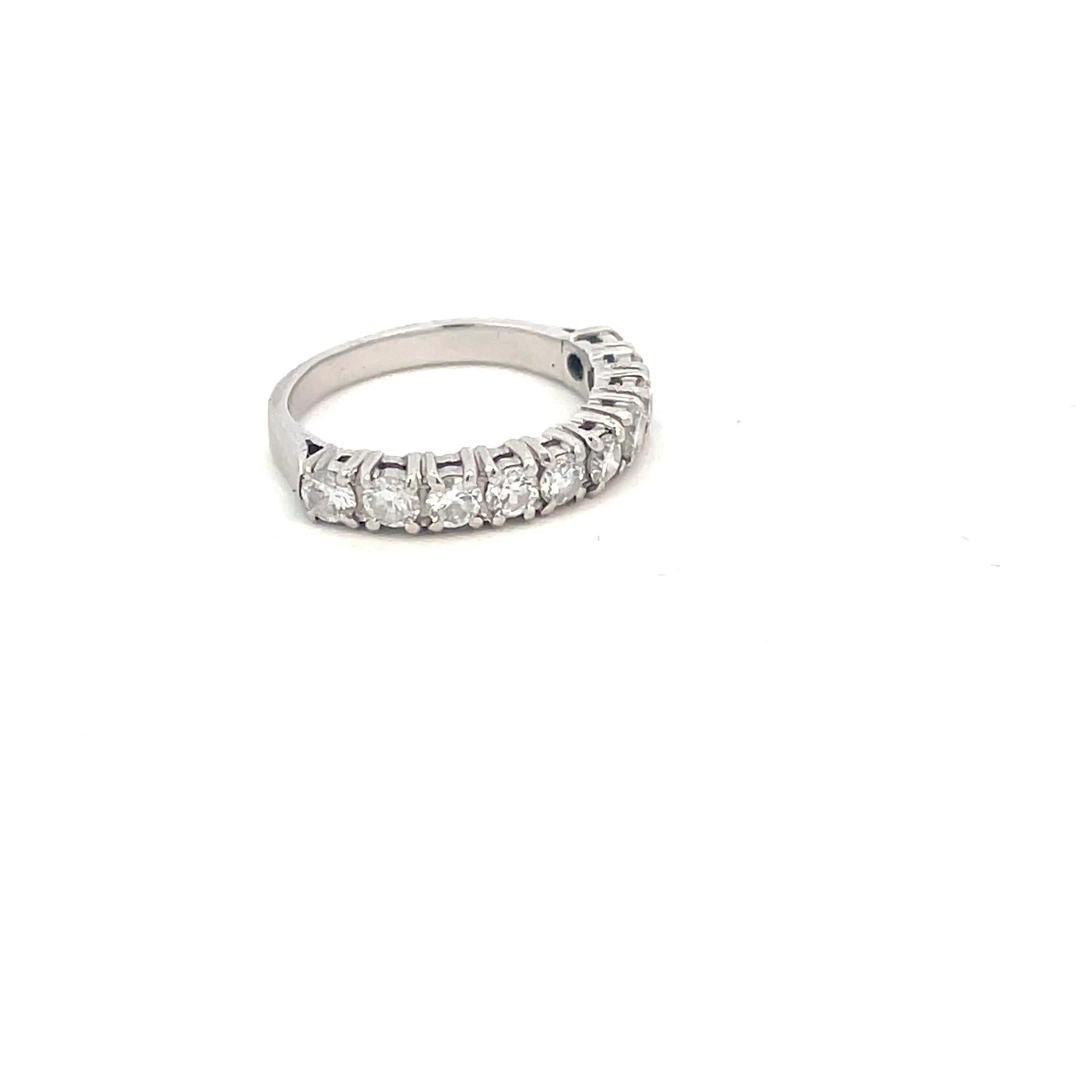 Round Cut 18 Karat White Gold Ten-Stone Diamond Half Eternity Ring 0.70 Carat F Color For Sale