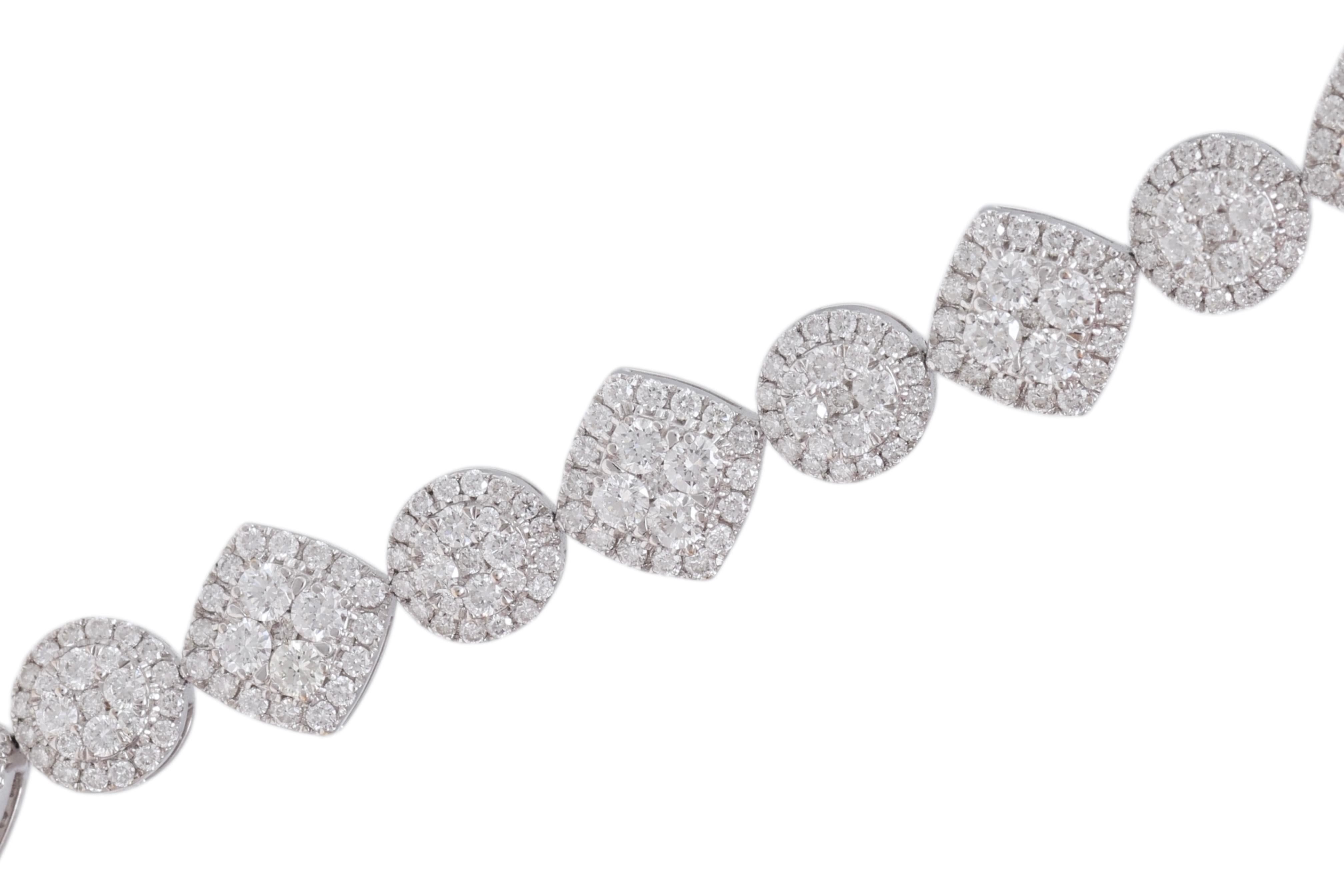 Artisan 18kt White Gold Tennis 5.48ct Diamond Bracelet For Sale
