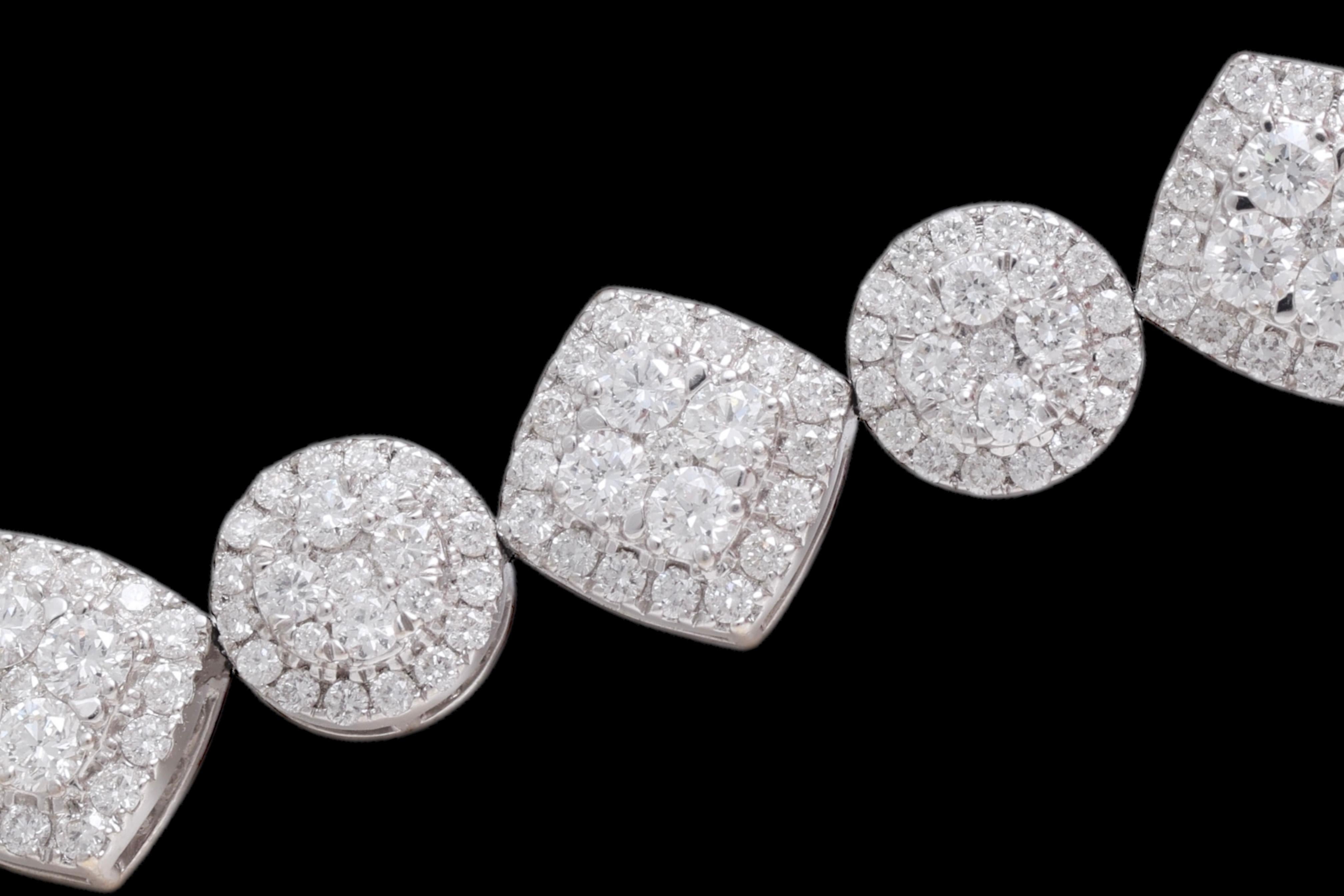 18kt White Gold Tennis 5.48ct Diamond Bracelet For Sale 2