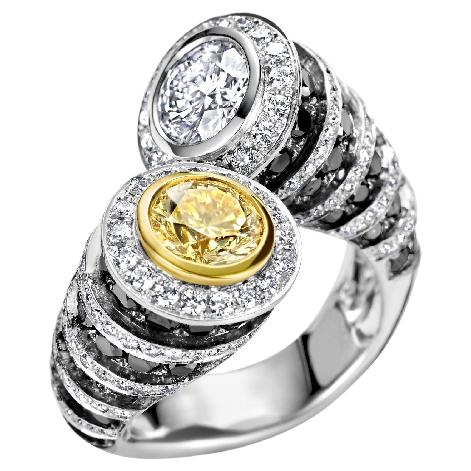 Bague Toi & Moi en or blanc 18 carats avec diamants 1,14 carat et 1,28 carat en vente