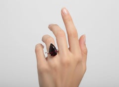 18kt white Gold Tourmaline & Diamonds Ring
