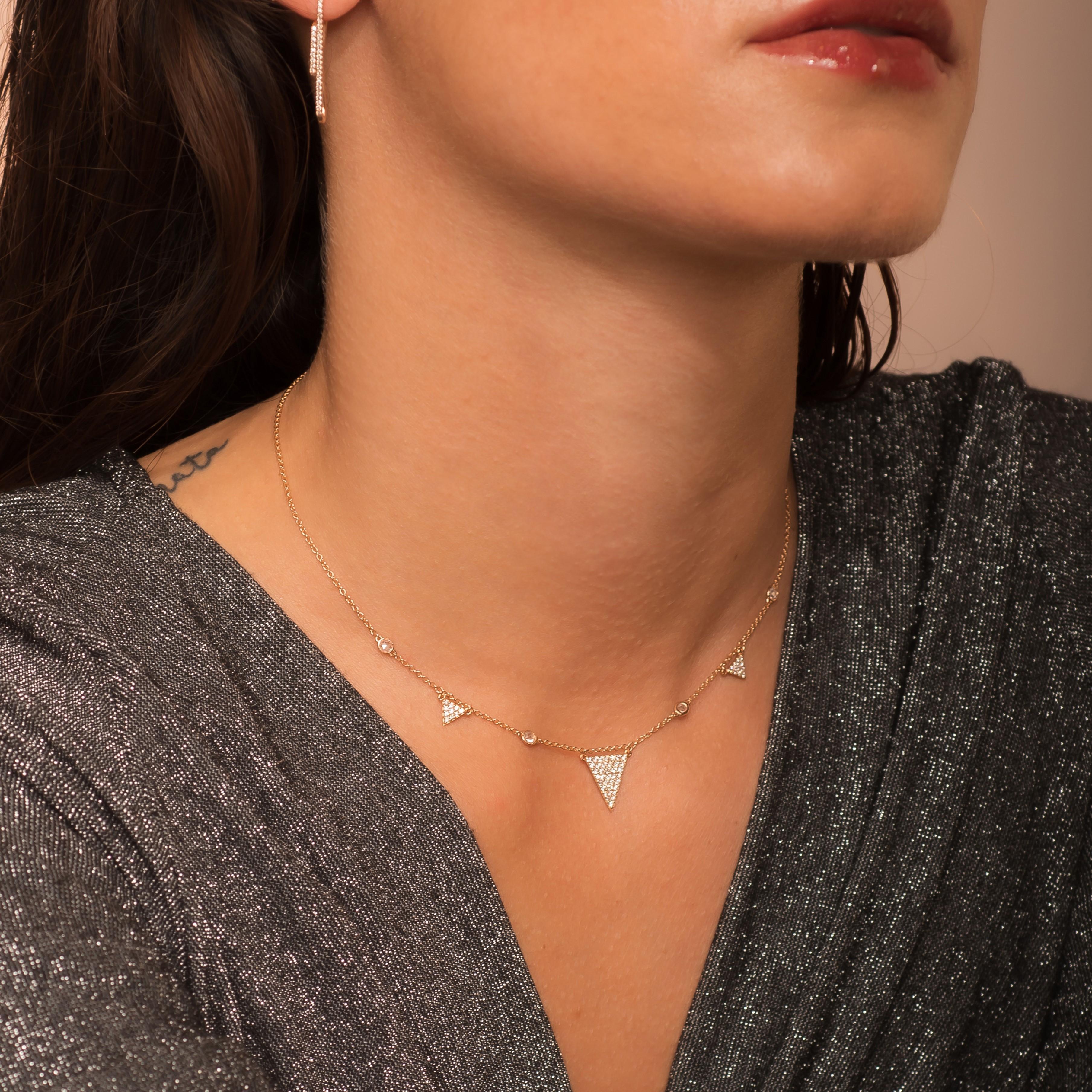 Modern 18KT White gold &  triangle diamond pendants choker necklace For Sale