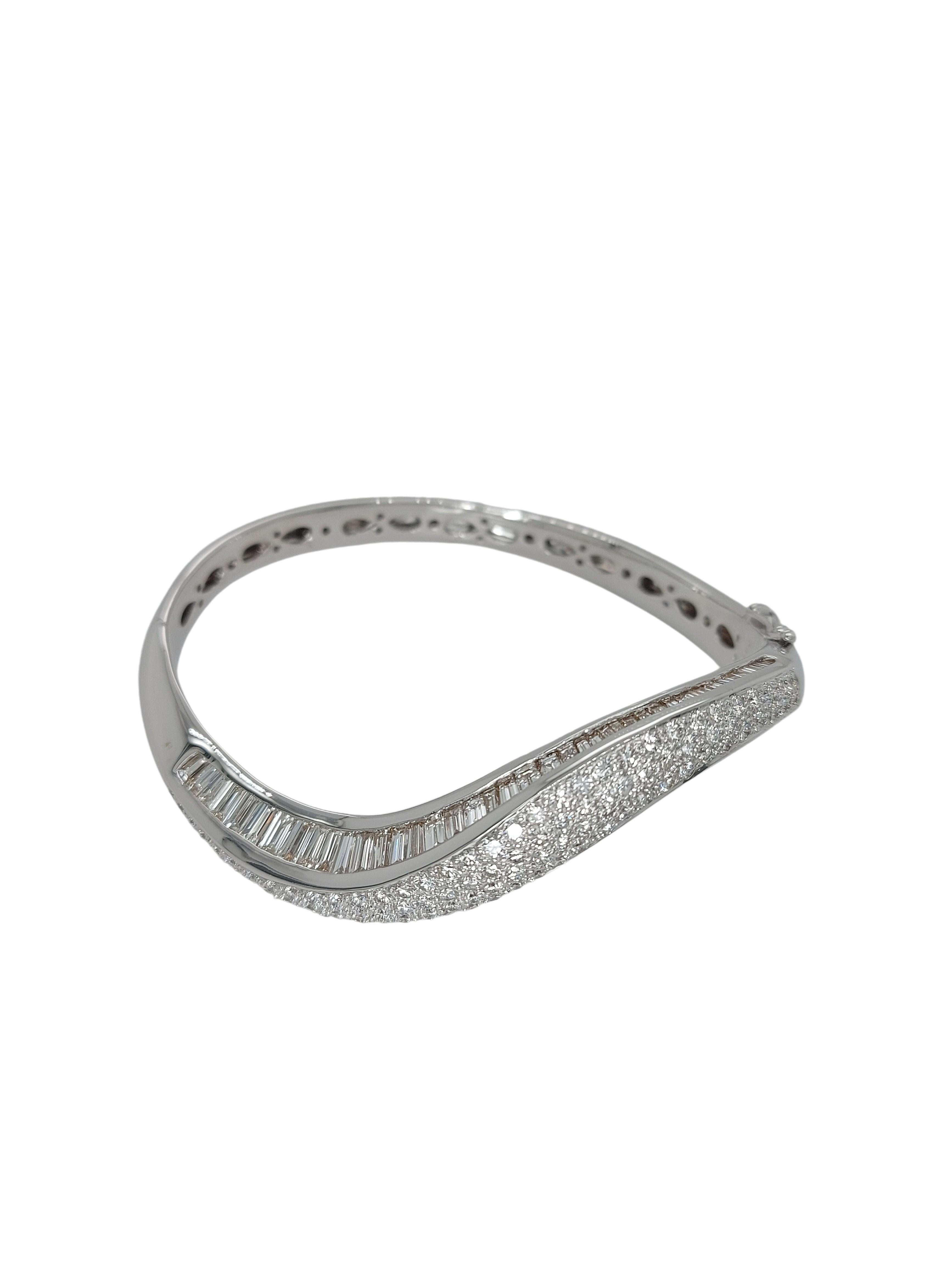 18 Karat Weißgold Wave Armreif Rund & Baguette 8,44 Karat Diamanten, ALGT zertifiziert im Angebot 6