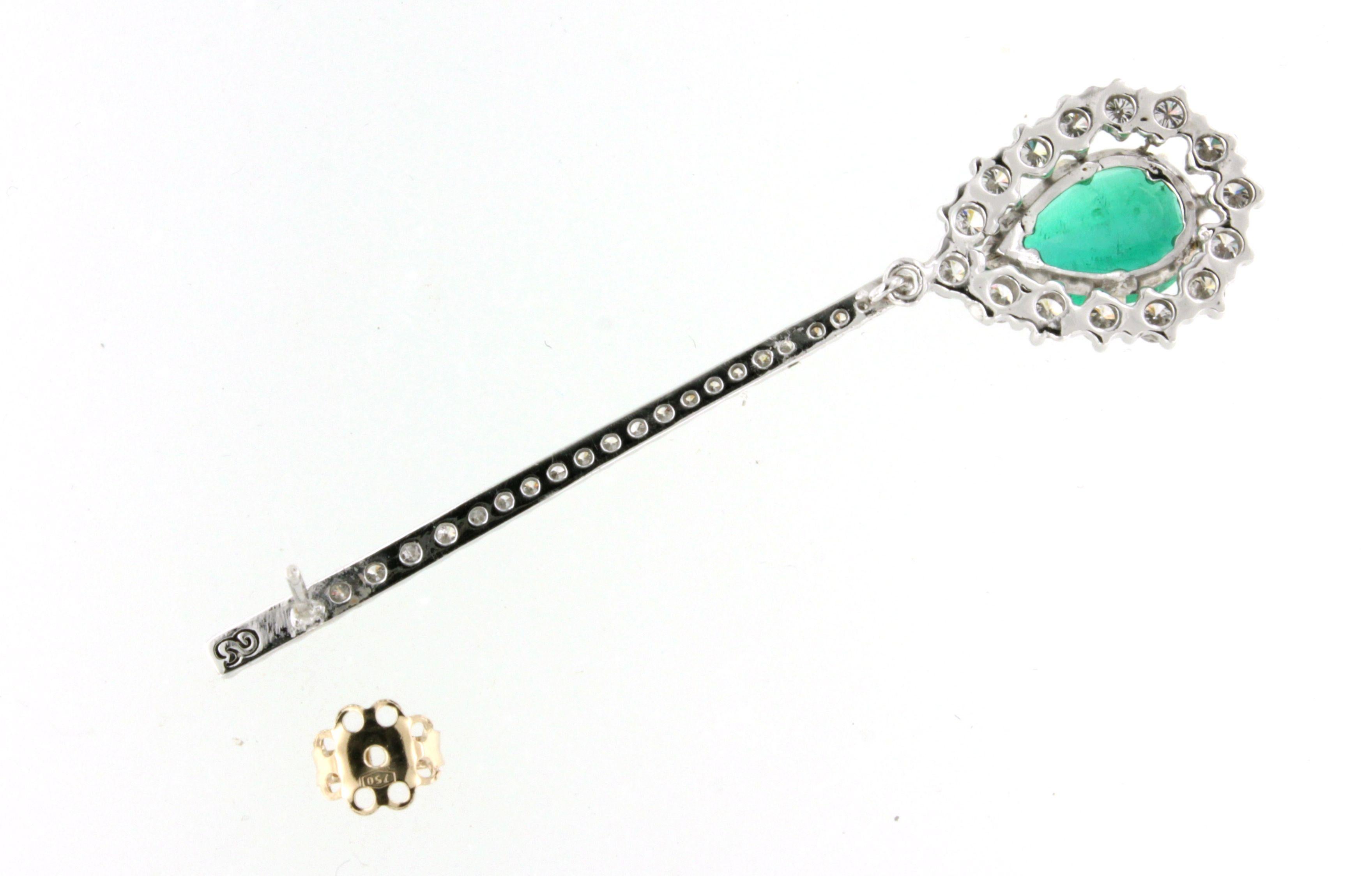 18kt White Gold with Amazing Certificate Drop Emerald and White Diamonds Earring For Sale 1