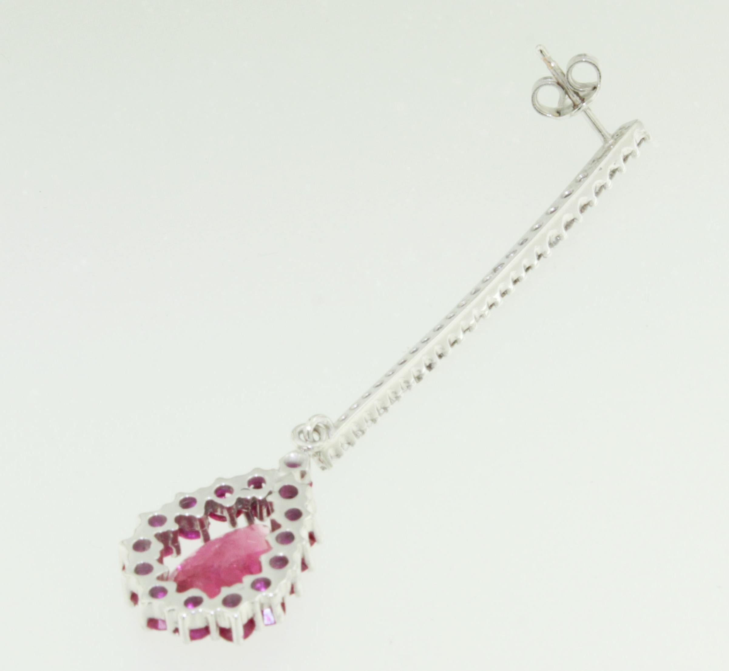 Goutte étonnante en or blanc 18kt Tourmaline  Boucle d'oreille simple moderne avec diamants blancs Neuf - En vente à GALLARATE, IT