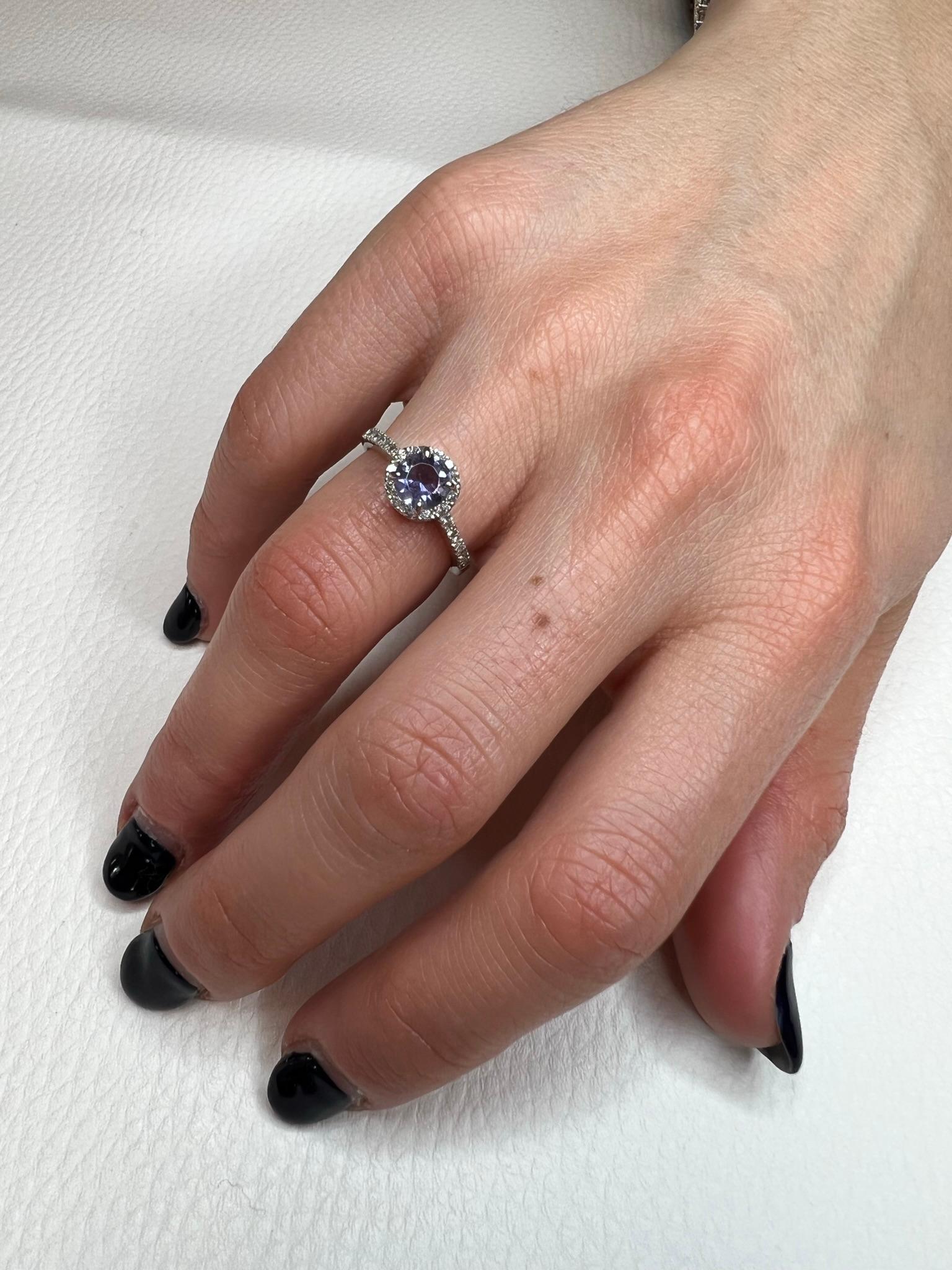 18Kt White Gold with White Diamonds and Iolite Ring In New Condition For Sale In GALLARATE, IT