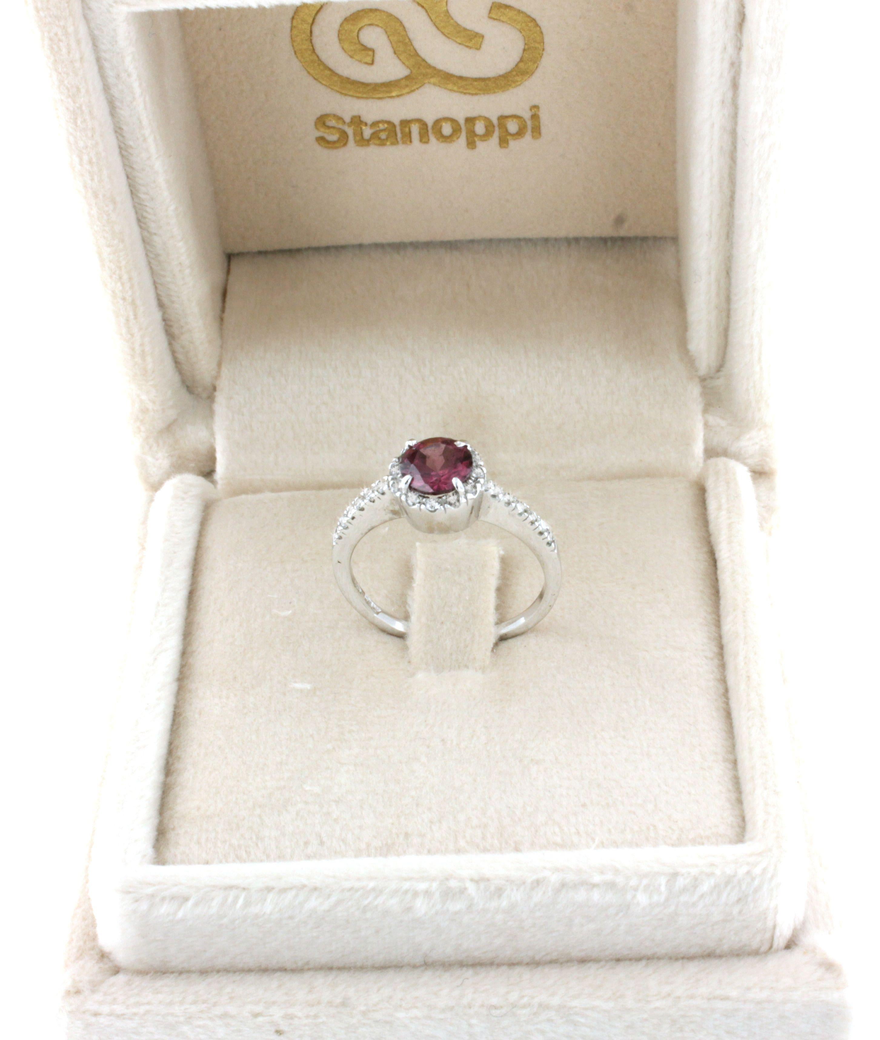 18kt White Gold with White Diamonds and Pink Tourmaline Ring In New Condition For Sale In GALLARATE, IT