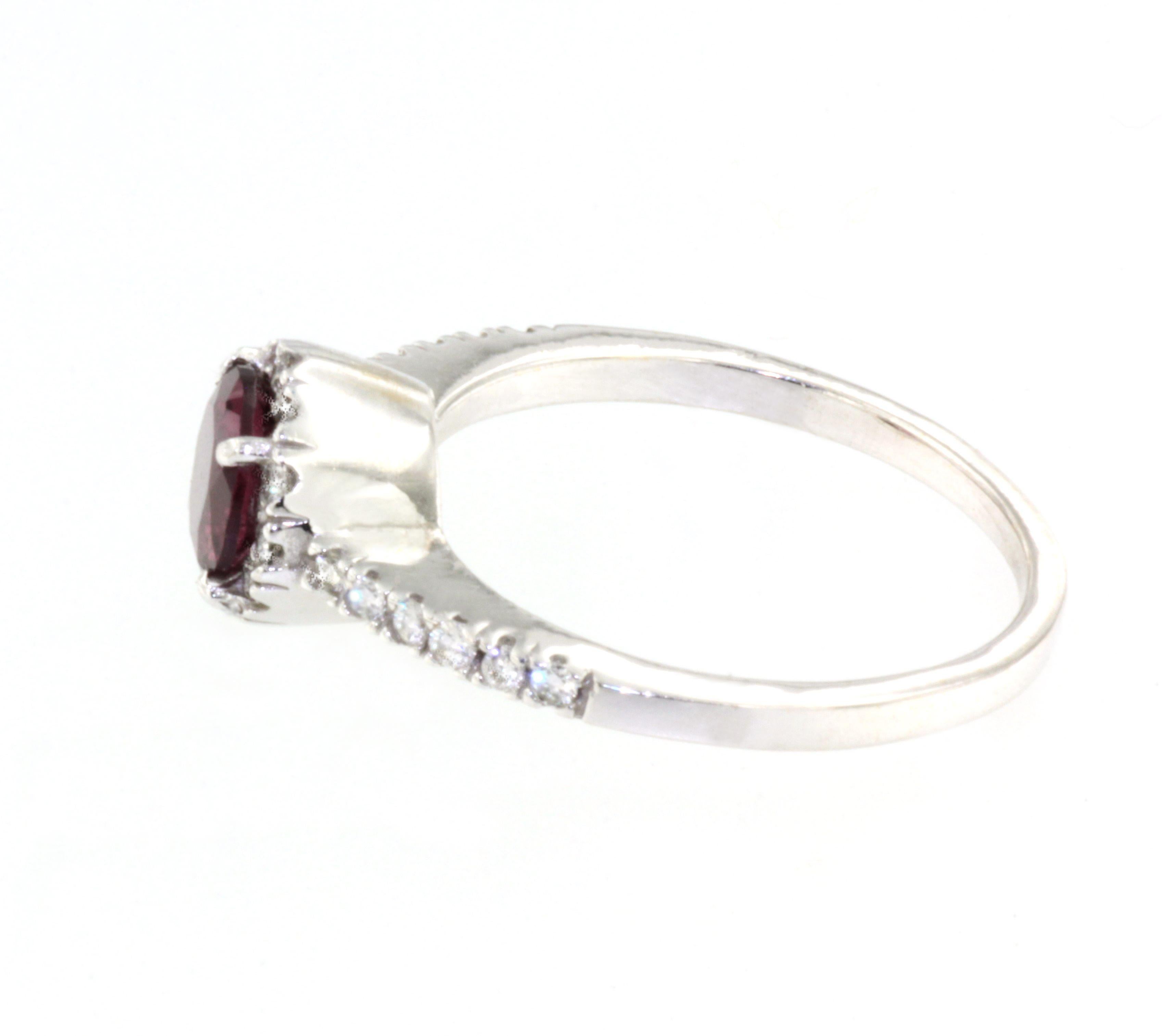 18kt White Gold with White Diamonds and Pink Tourmaline Ring For Sale 1
