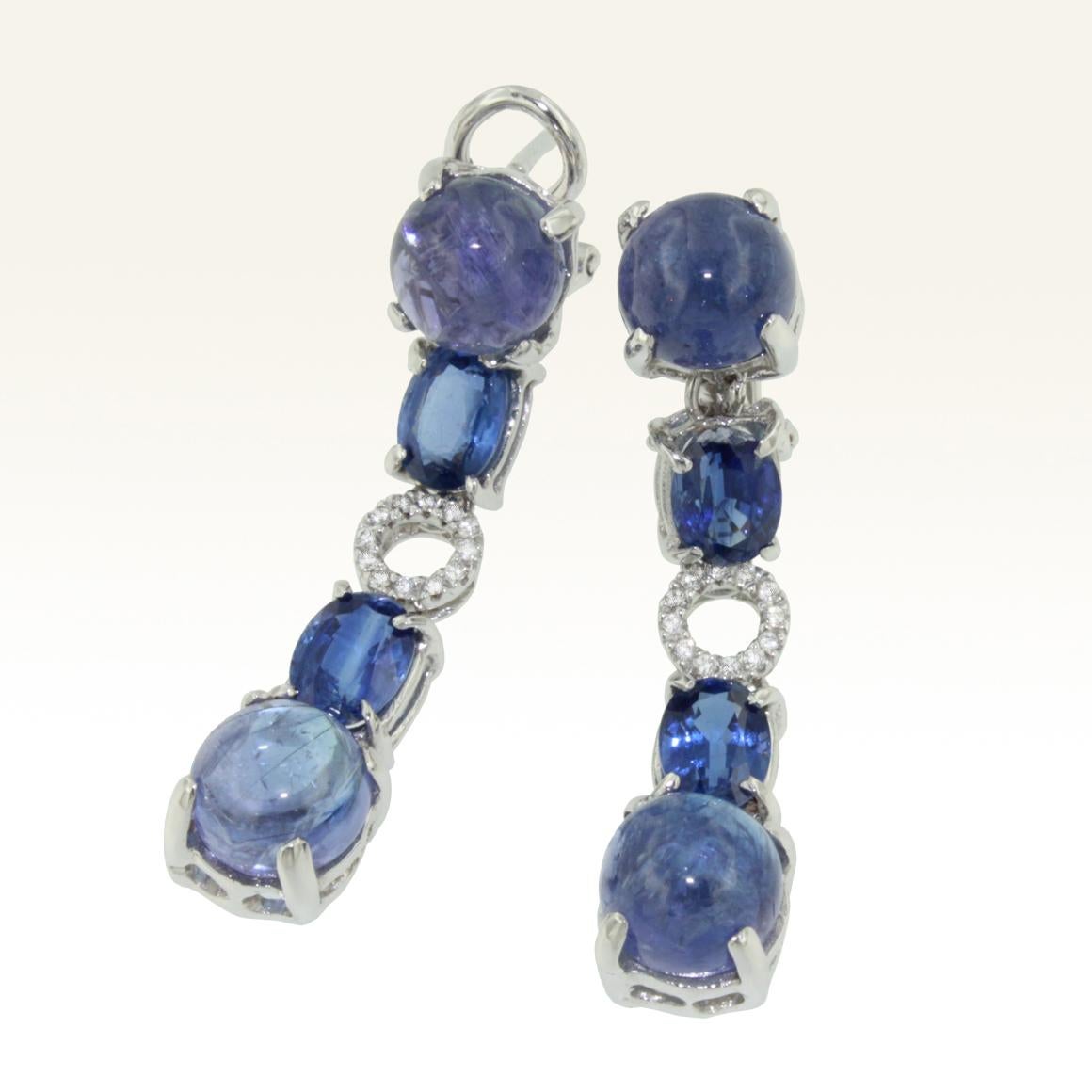 Modern, elegant earrings in white gold 18kt . Stones with an intense and bright blue color, they can be worn for any occasion or for special days. Hande made in Italy by Stanoppi Jewellery since 1948.

 Lenght of earrings: cm4.0 cts diamonds 0.20