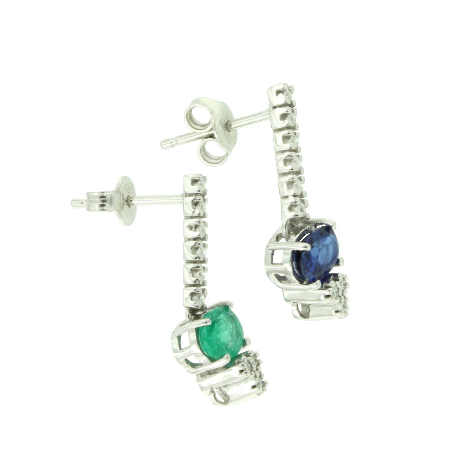 18Kt White Gold with White Diamond Emerald Blue Sapphire Classic Modern Earrings In New Condition For Sale In GALLARATE, IT