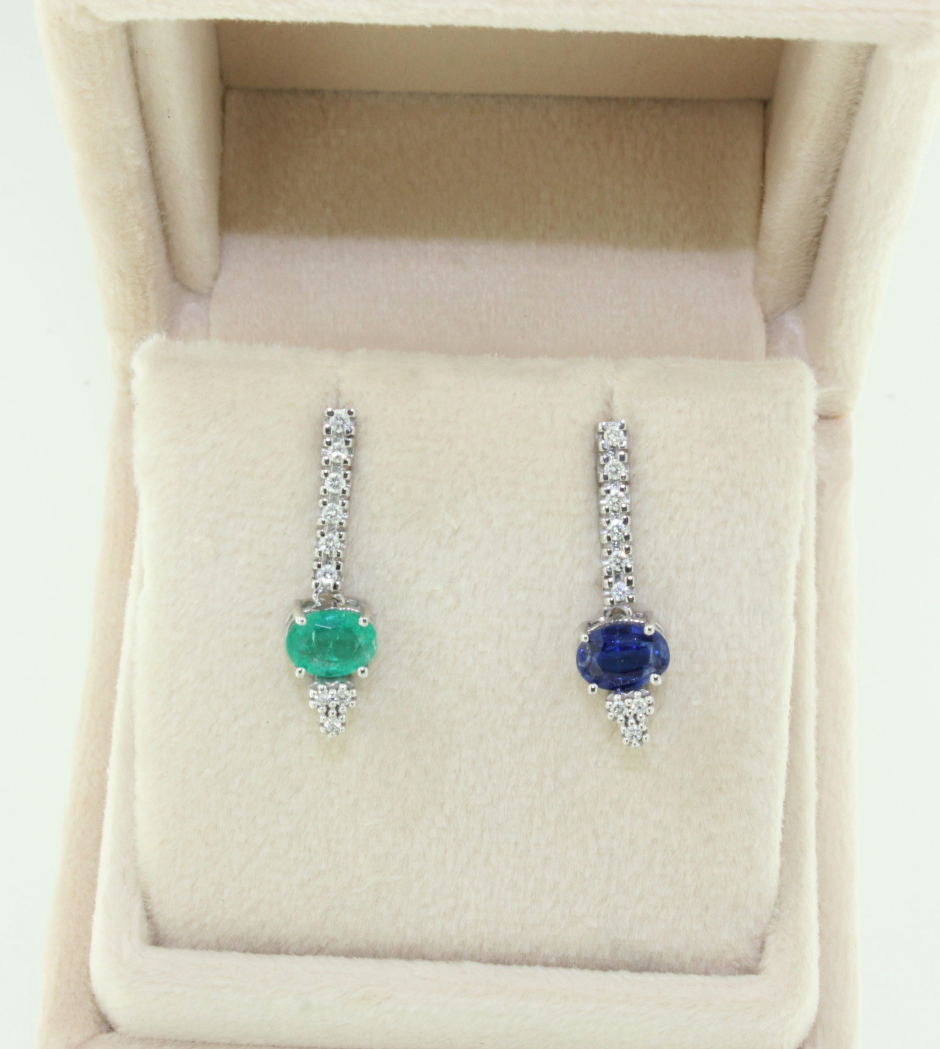 18Kt White Gold with White Diamond Emerald Blue Sapphire Classic Modern Earrings For Sale 1