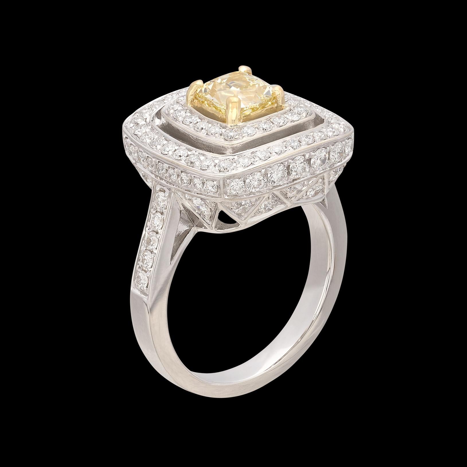 18 Karat White Gold Yellow Diamond Ring For Sale 2