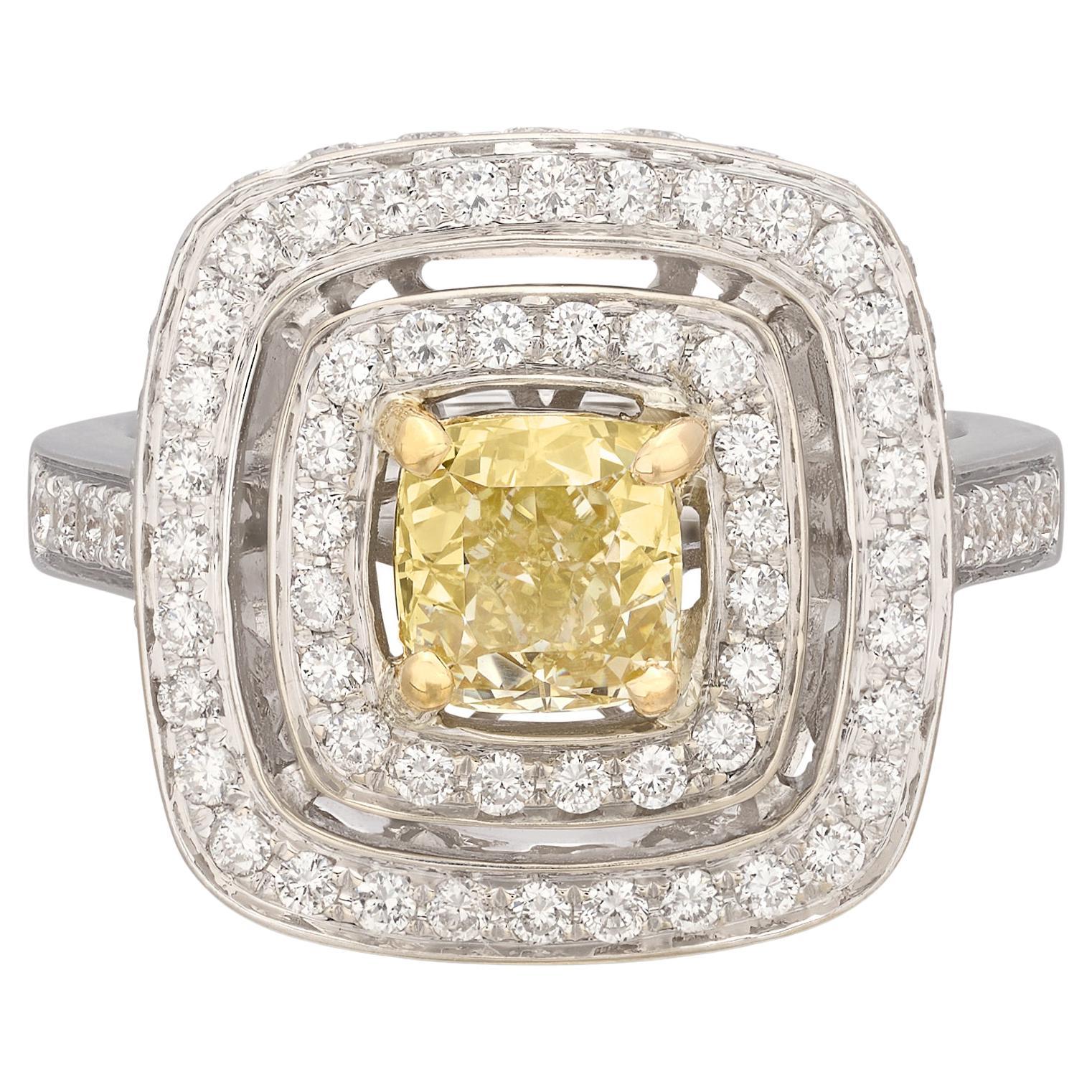 18 Karat White Gold Yellow Diamond Ring For Sale