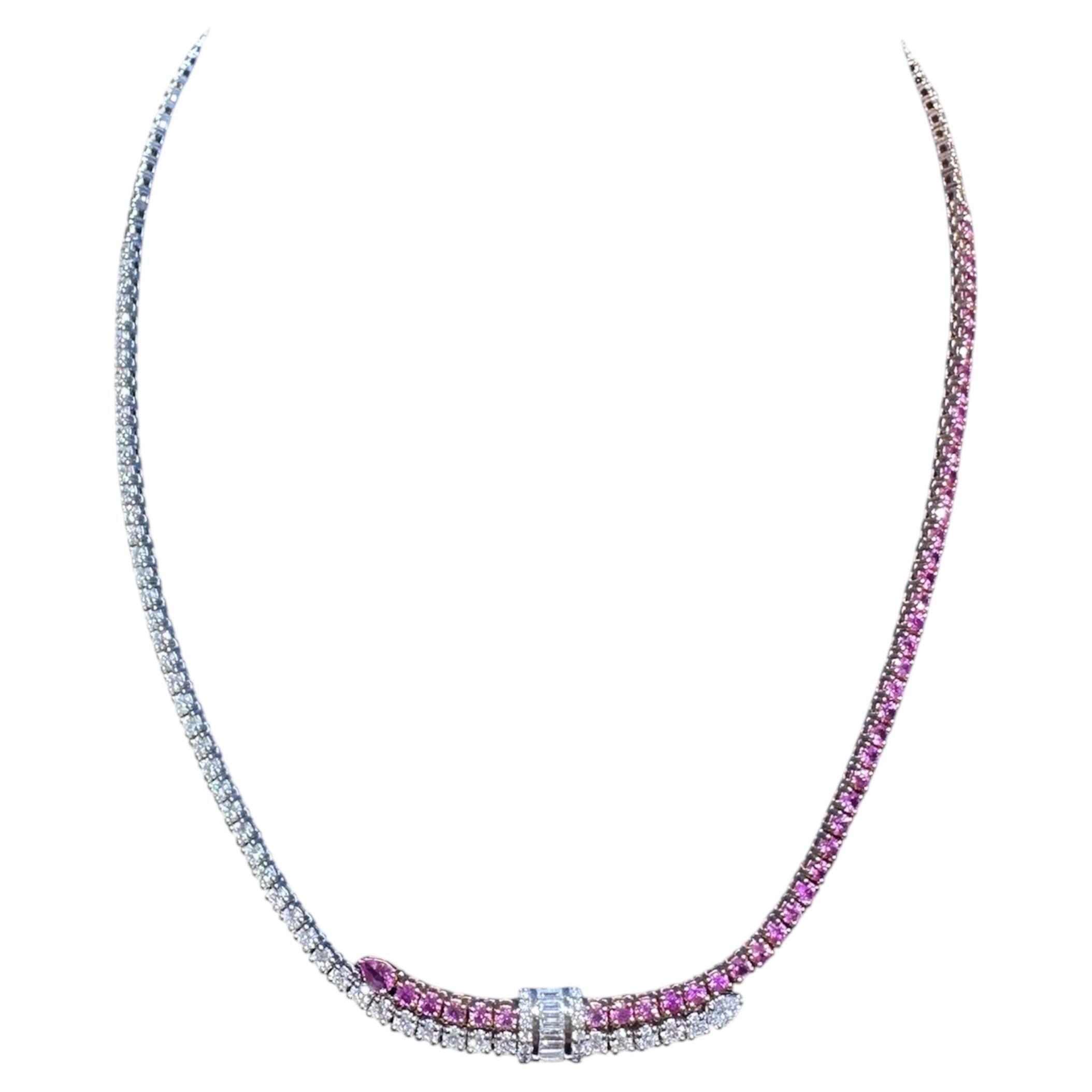 Collier en or blanc et rose 18KT avec saphirs et diamants en vente