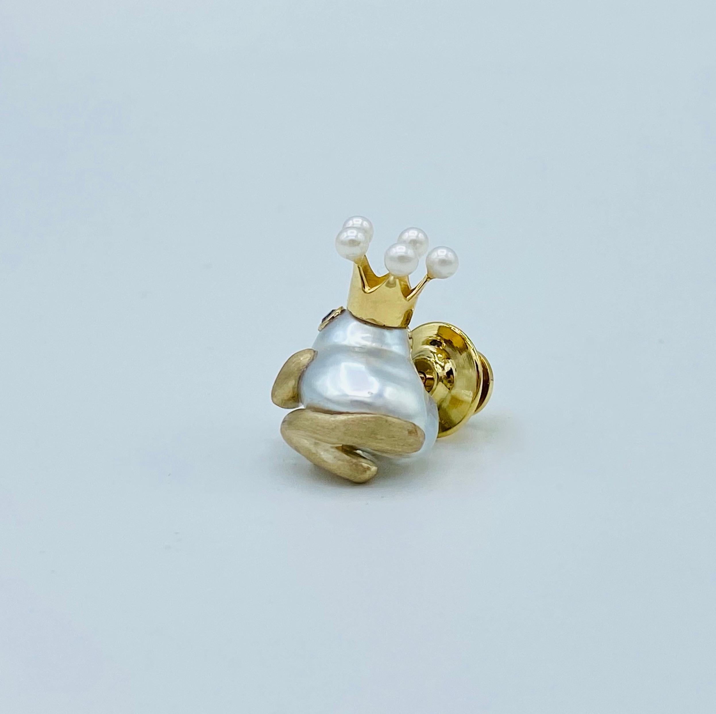 Artisan 18 Karat White Yellow Gold Black Diamond Australian Pearl Beads Frog Pin Brooch