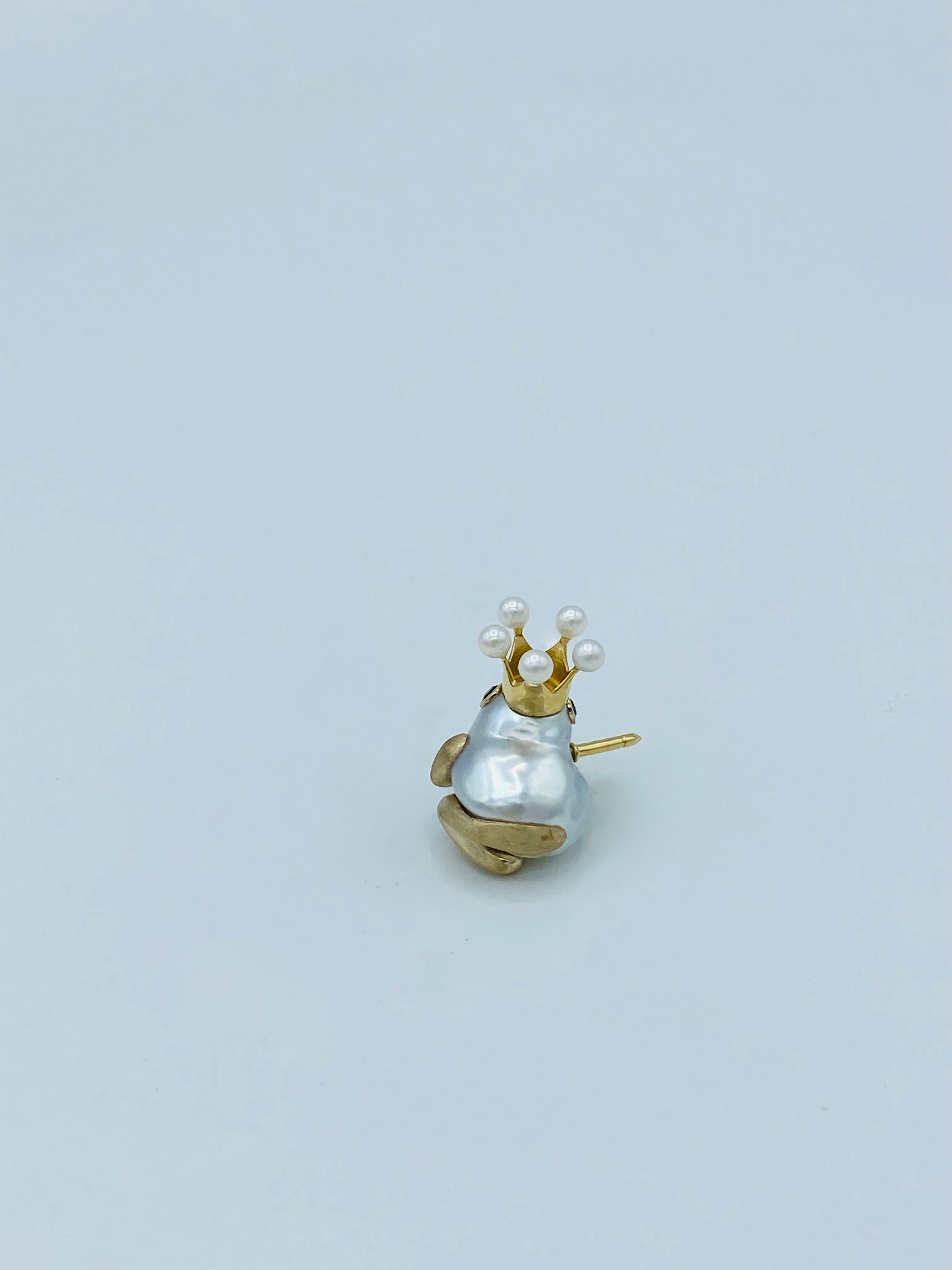 18 Karat White Yellow Gold Black Diamond Australian Pearl Beads Frog Pin Brooch 1