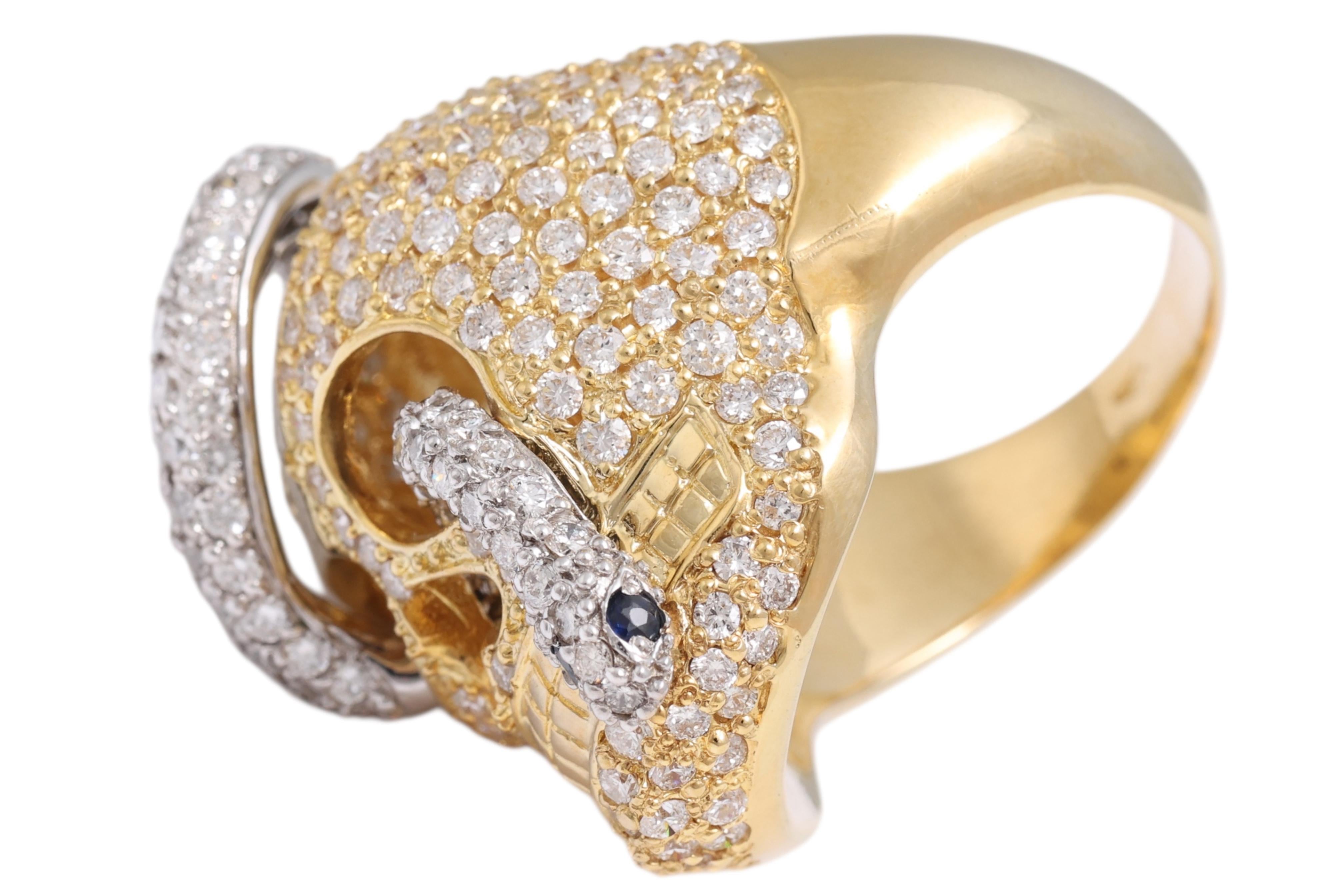 Anello con serpente e teschio in oro bianco e giallo 18 carati  Fatto a mano 4,95ct in vendita 2