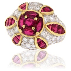 Or blanc et jaune 18 carats, diamants et rubis  Navette, Baguette