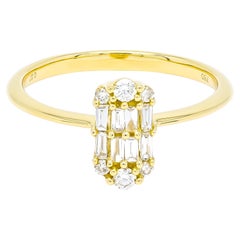 Bague Art déco en or jaune 18 carats avec diamants ronds baguettes naturels et grappe d'illusion