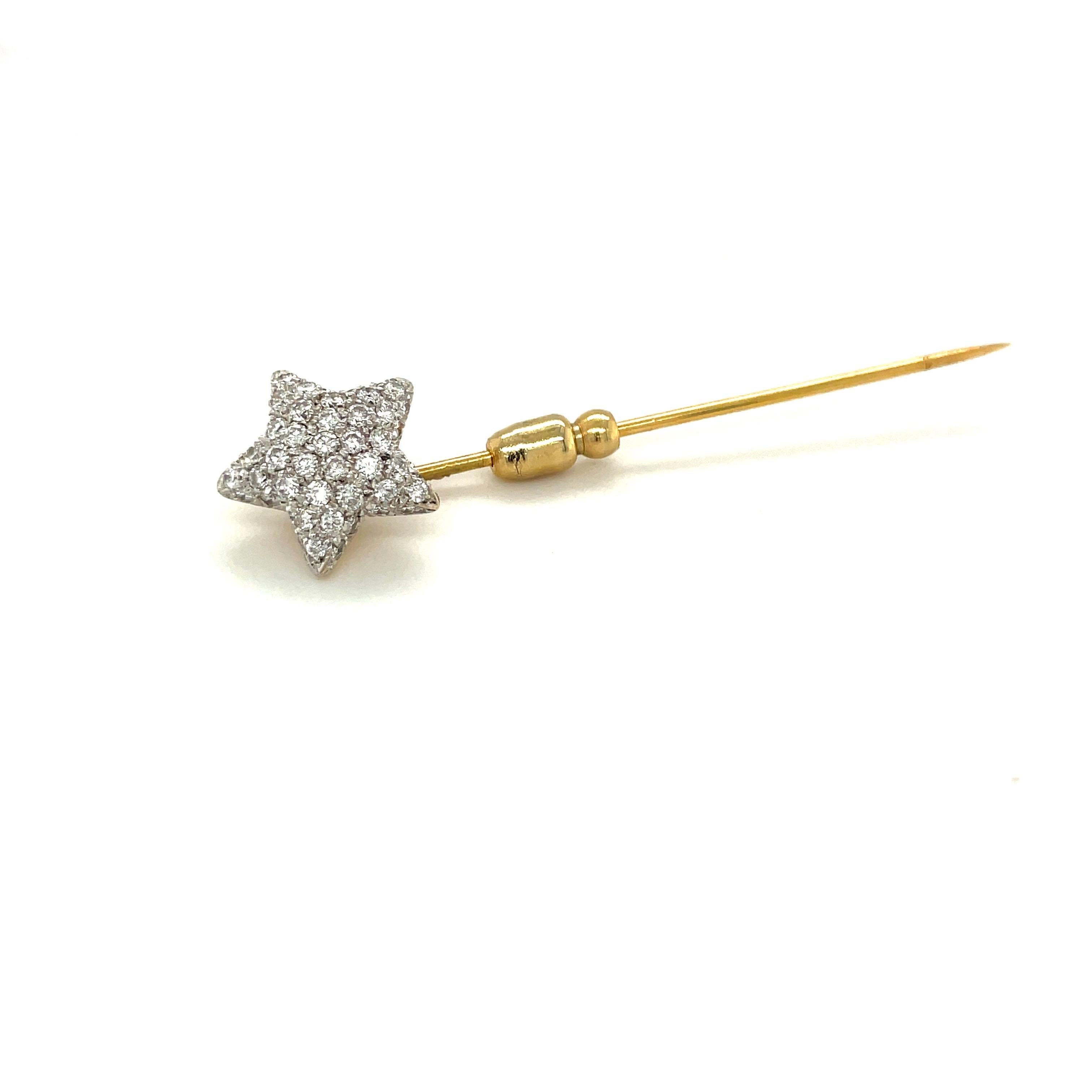 Round Cut 18KT Yellow Gold 0.93 Ct. Diamond Star Stick Pin For Sale