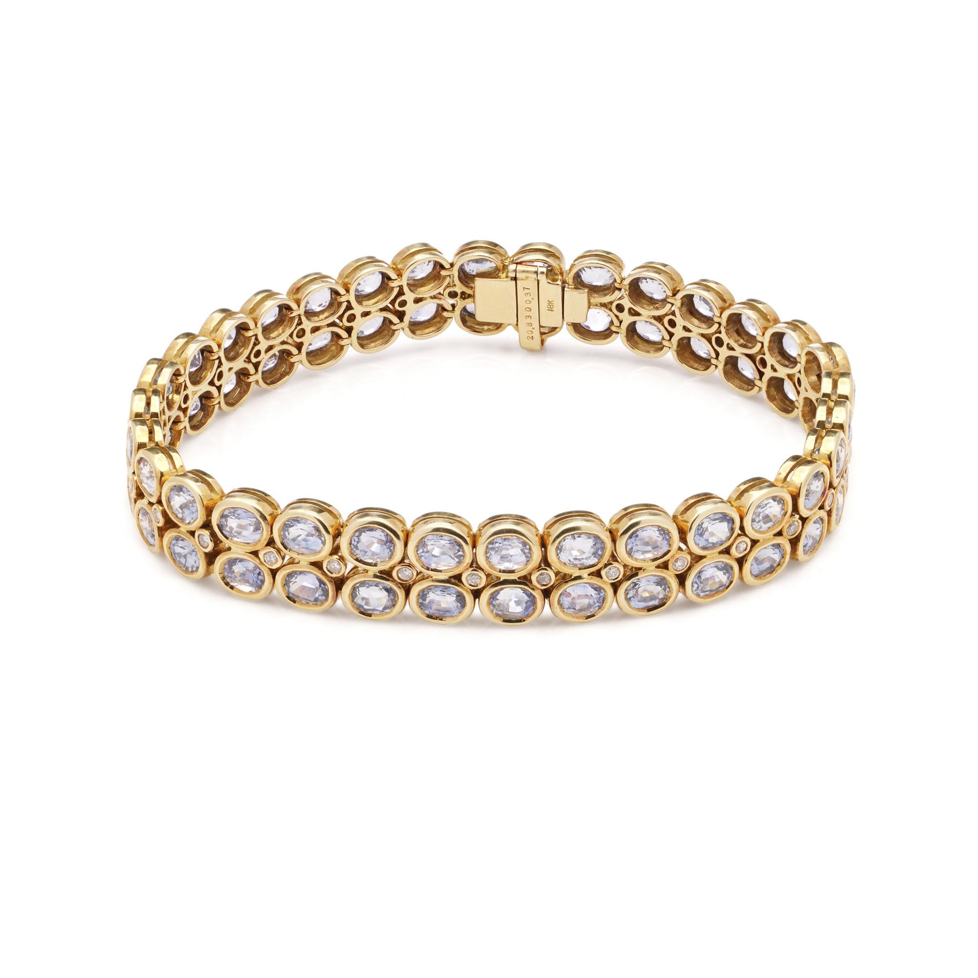 18kt yellow gold 20.93 carats aquamarine and 0.37 carats diamond bracelet For Sale 2