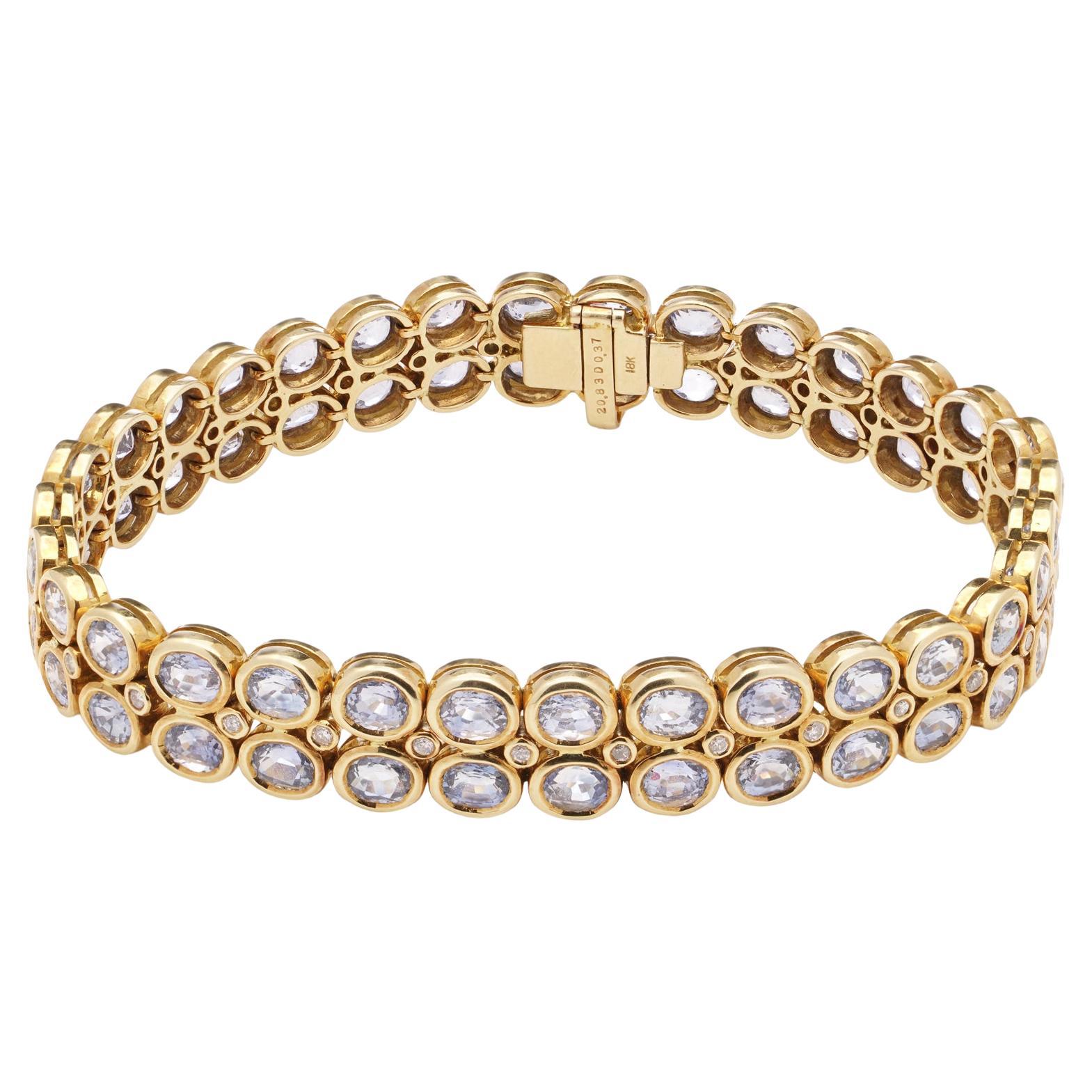 18kt yellow gold 20.93 carats aquamarine and 0.37 carats diamond bracelet