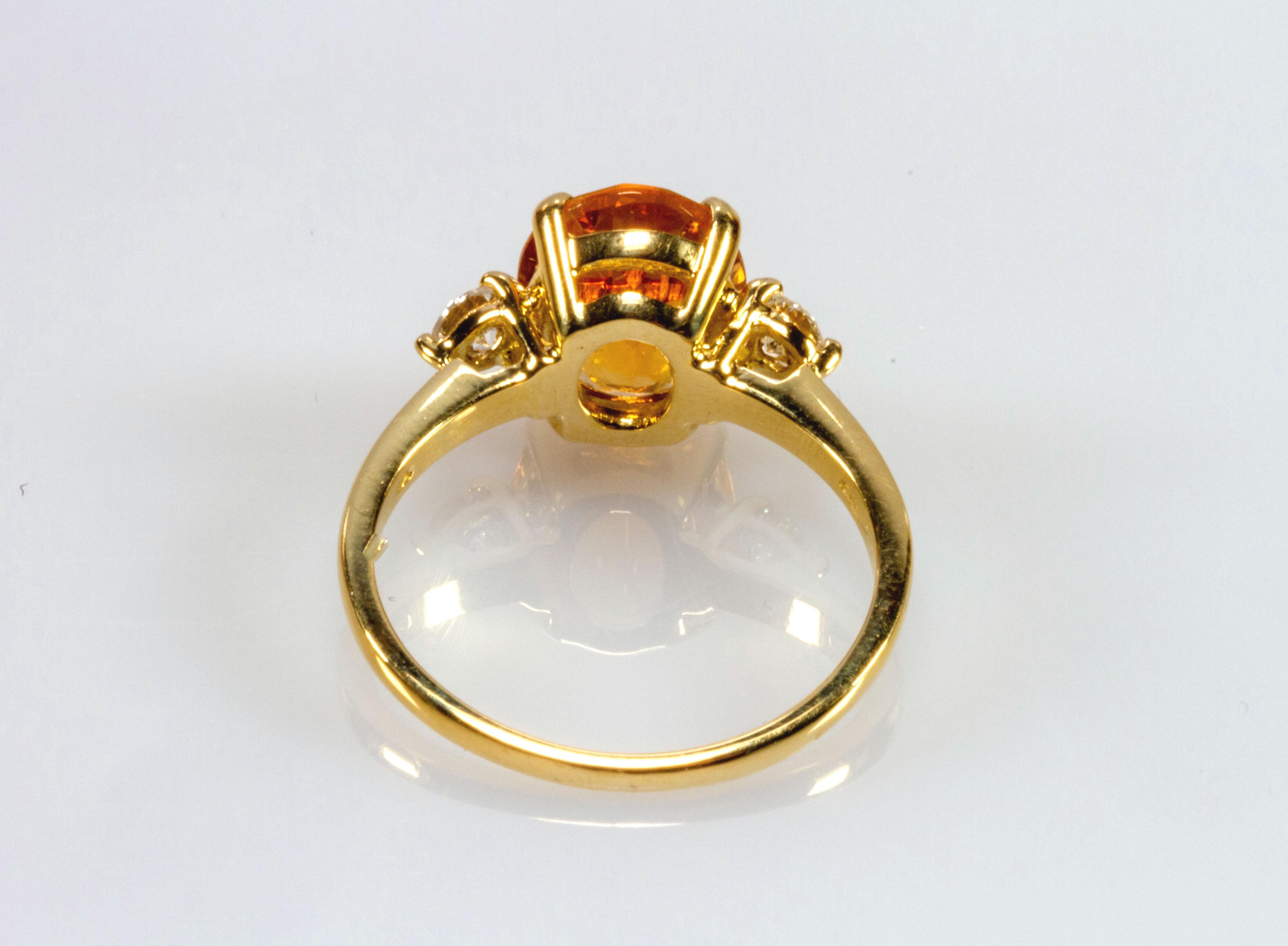 Women's 18 Karat Yellow Gold 2.10 Carat Yellow Citrine and Diamond Ring For Sale