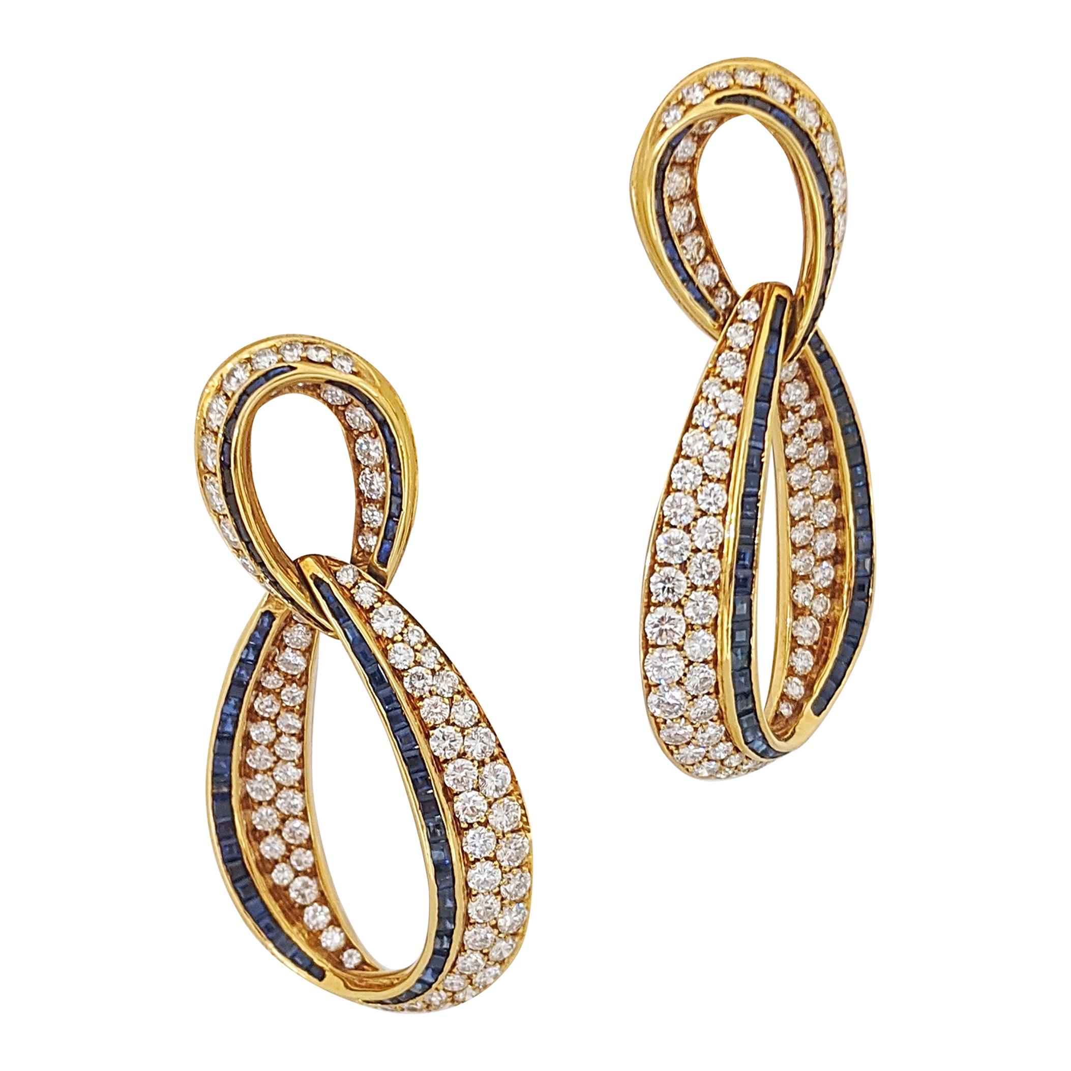 18Kt Yellow Gold 2.28 Carat Diamond & 5.54 Carat Blue Sapphire Hanging Earrings For Sale