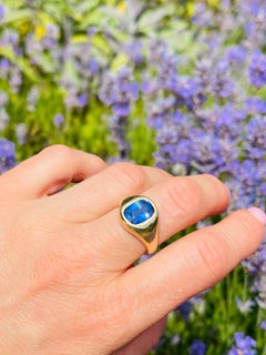 18kt Yellow Gold 3.30 ct. cushion - cut Natural Heated Ceylon Sapphire ring