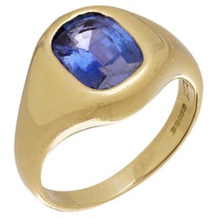 18kt Yellow Gold 4.00 ct. oval - cut Natural Sapphire ring