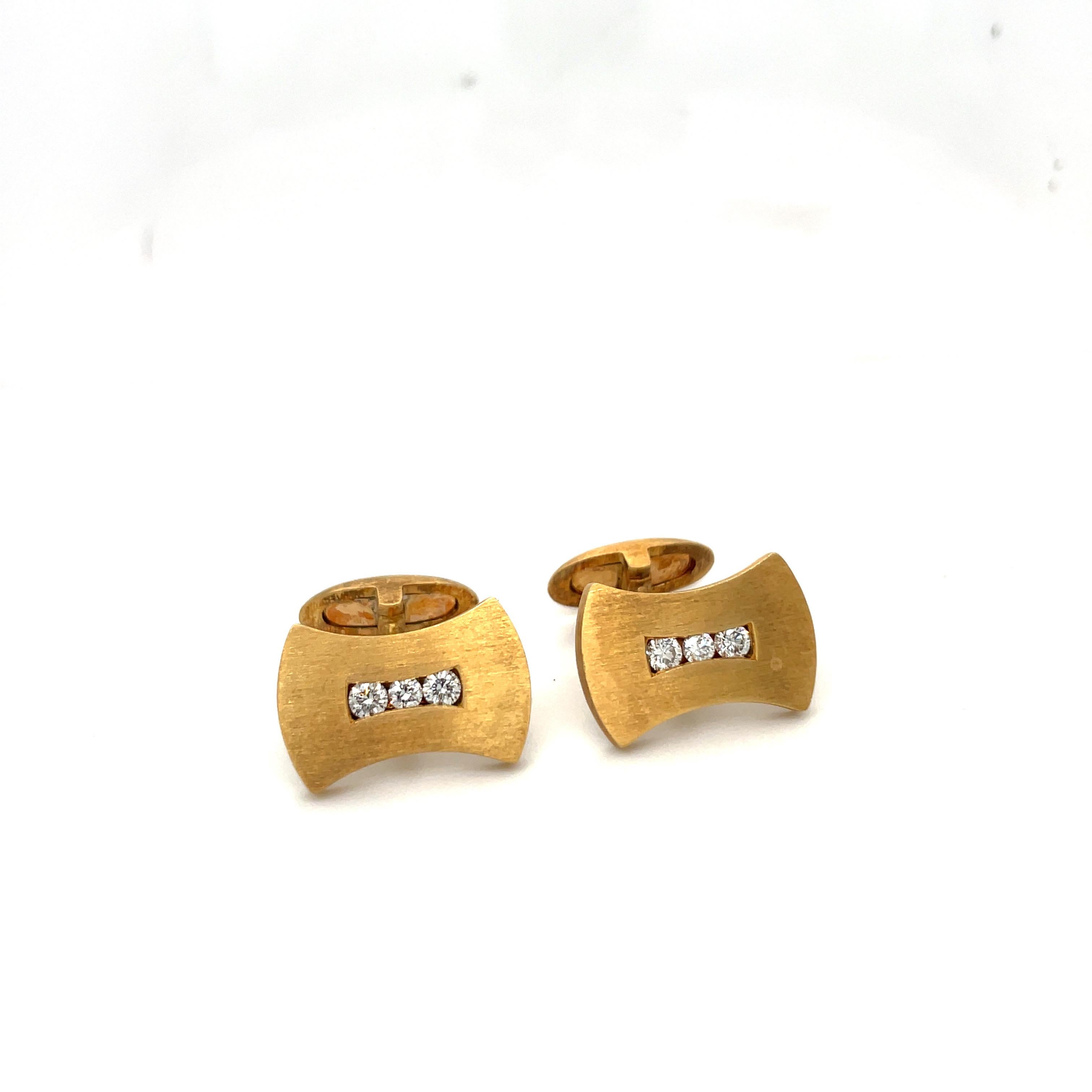 Round Cut 18KT Yellow Gold .55Ct Diamond Bow Tie Shaped Cuff Links For Sale