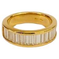Contemporary 18kt Yellow Gold 7.80ct ring, White Diamonds 2.05ct , baguette cut, band ring For Sale