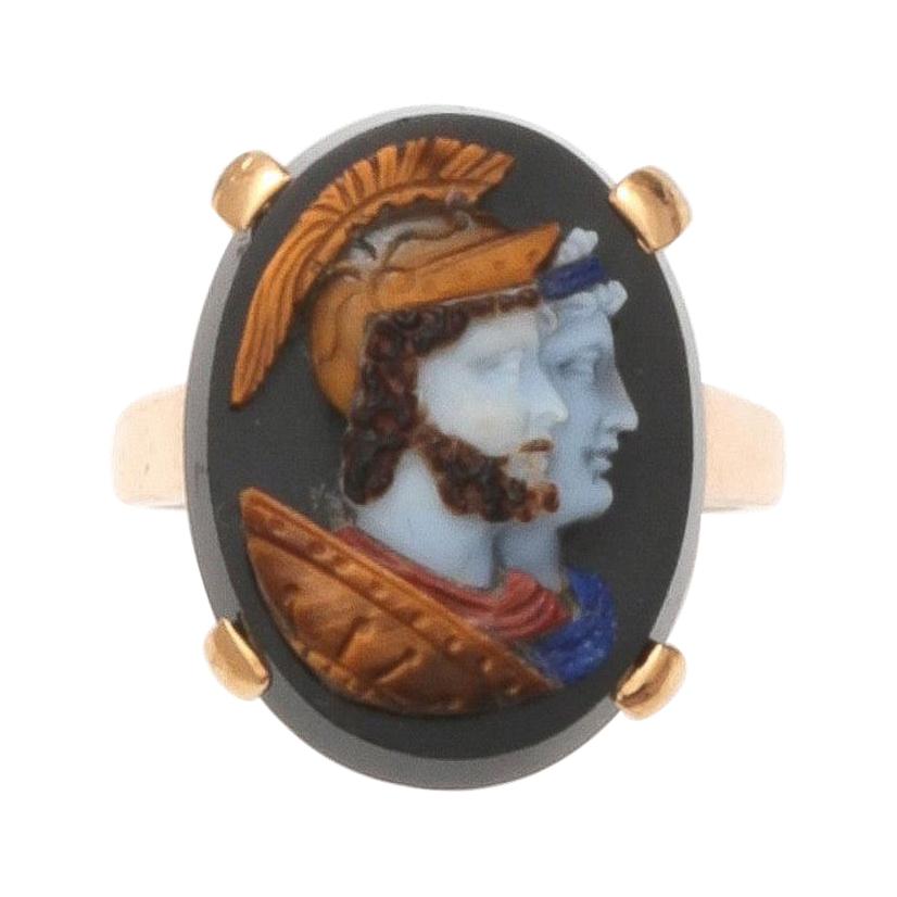 18kt Yellow Gold Agate Cameo Ring