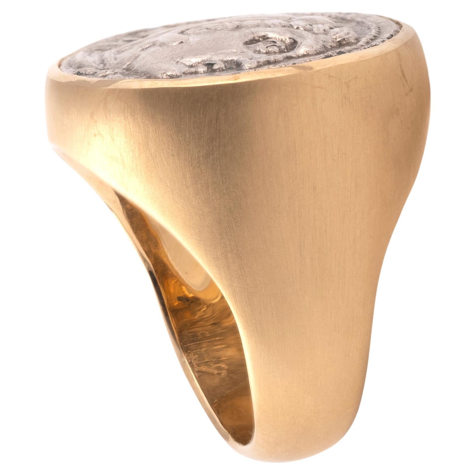 Alexander The Great Ring aus 18 Karat Gelbgold (Klassisch-griechisch)