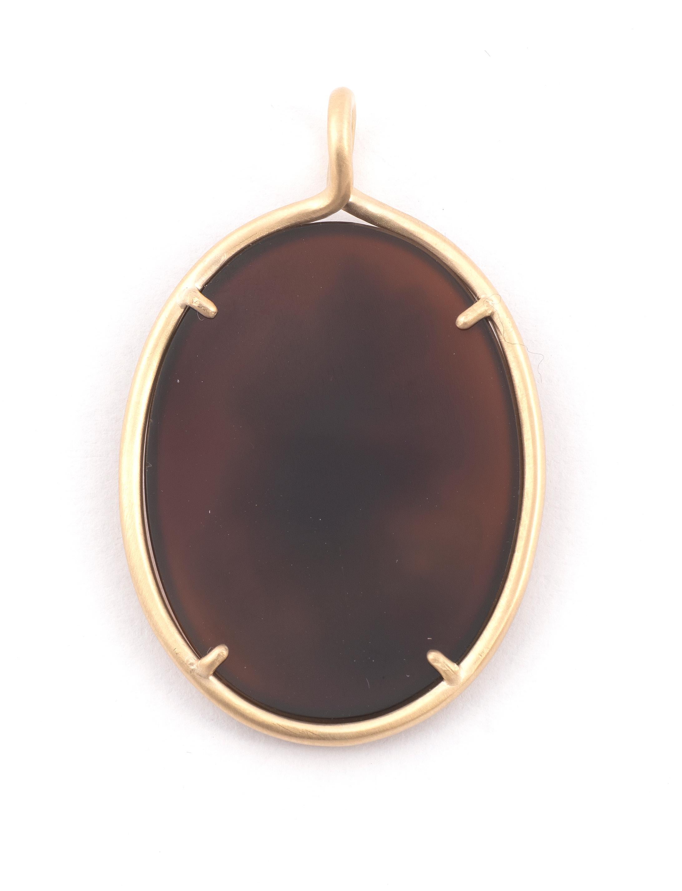 18kt Yellow Gold And Agate Cameo Pendant In Excellent Condition For Sale In Firenze, IT