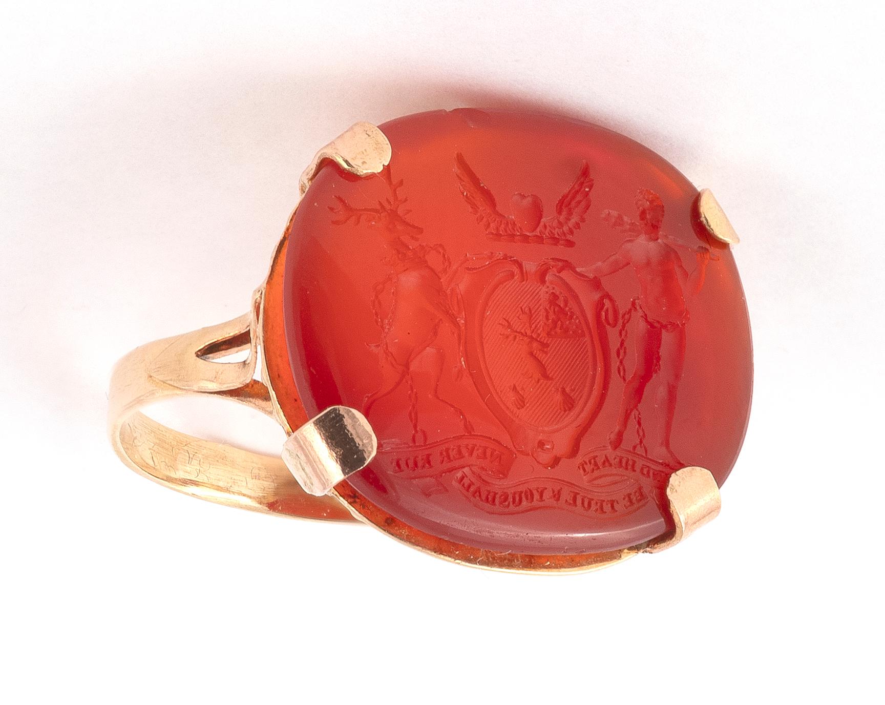 Oval Cut 18kt Yellow Gold and Carnelian Signet Ring