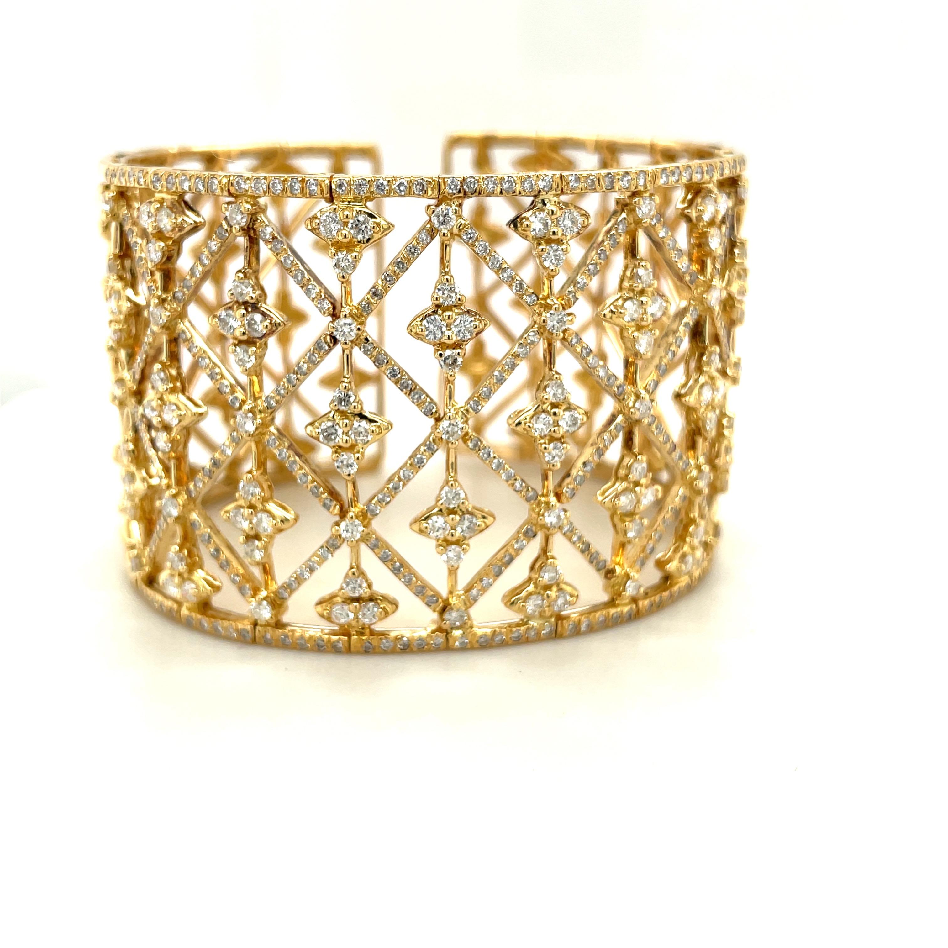 Contemporary 18kt Yellow Gold and Diamond 5.85ct Wide Openwork Cuff Bracelet For Sale