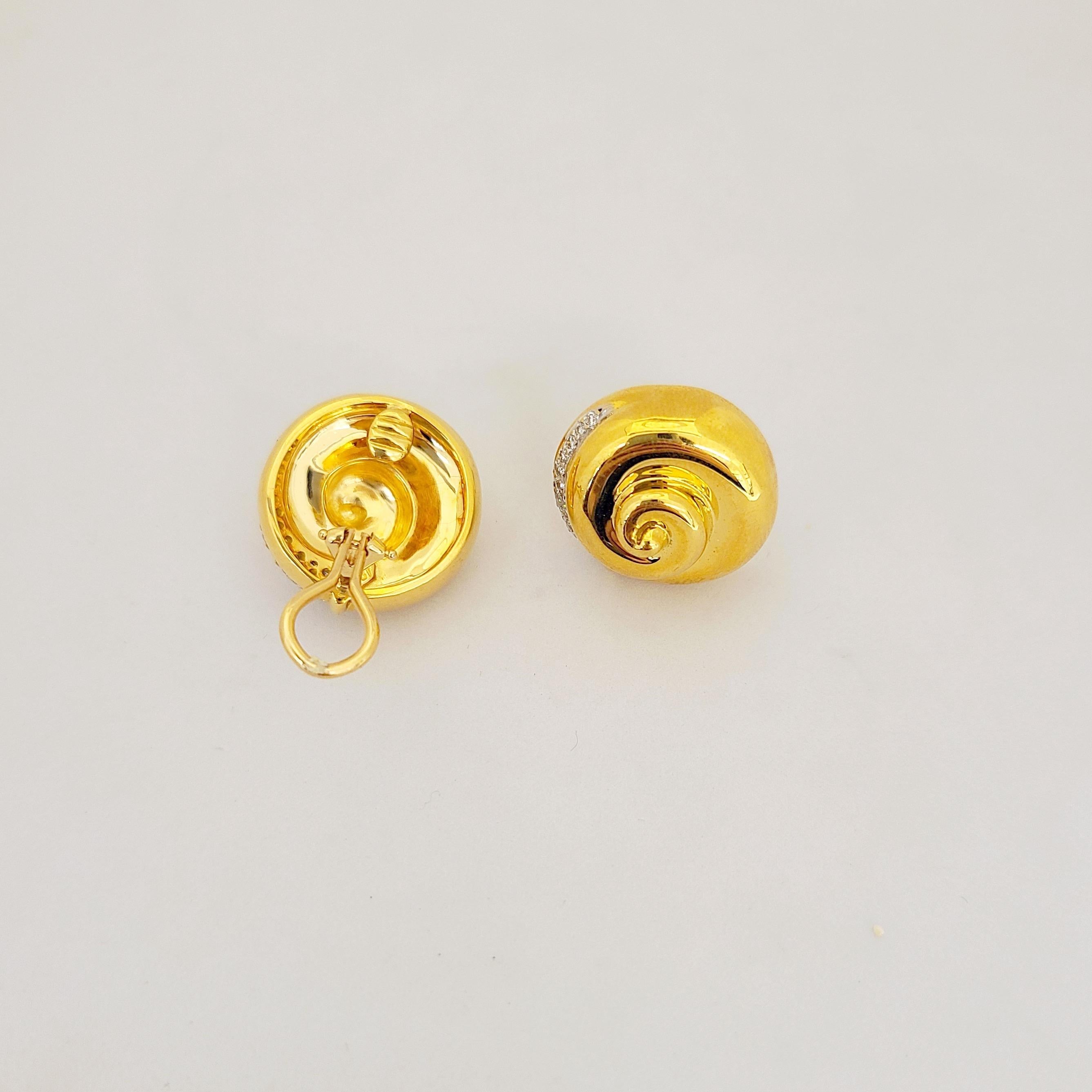 Women's or Men's 18 Karat Yellow Gold and Diamonds 0.65 Carat Swirl Button Earrings For Sale