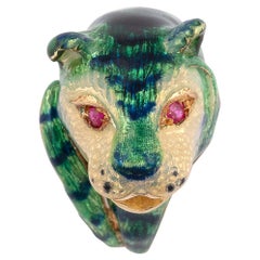 Vintage 18 Karat Yellow Gold and Enamel Lion Ring
