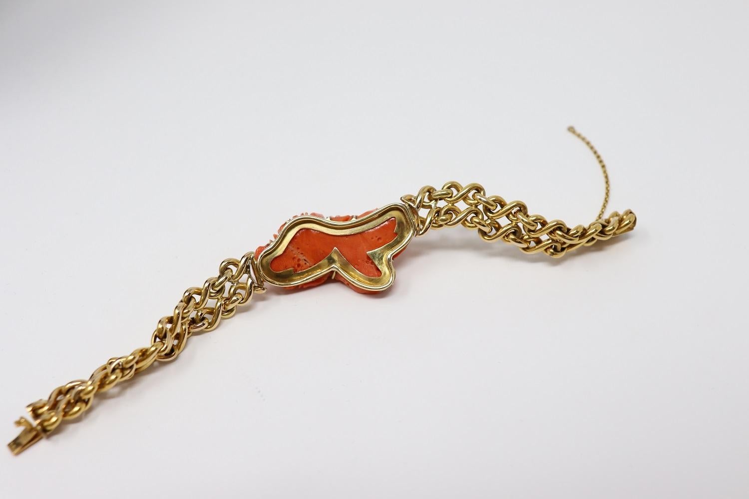18kt Yellow Gold and Japanese Coral Fine Retro Bracelet For Sale 1
