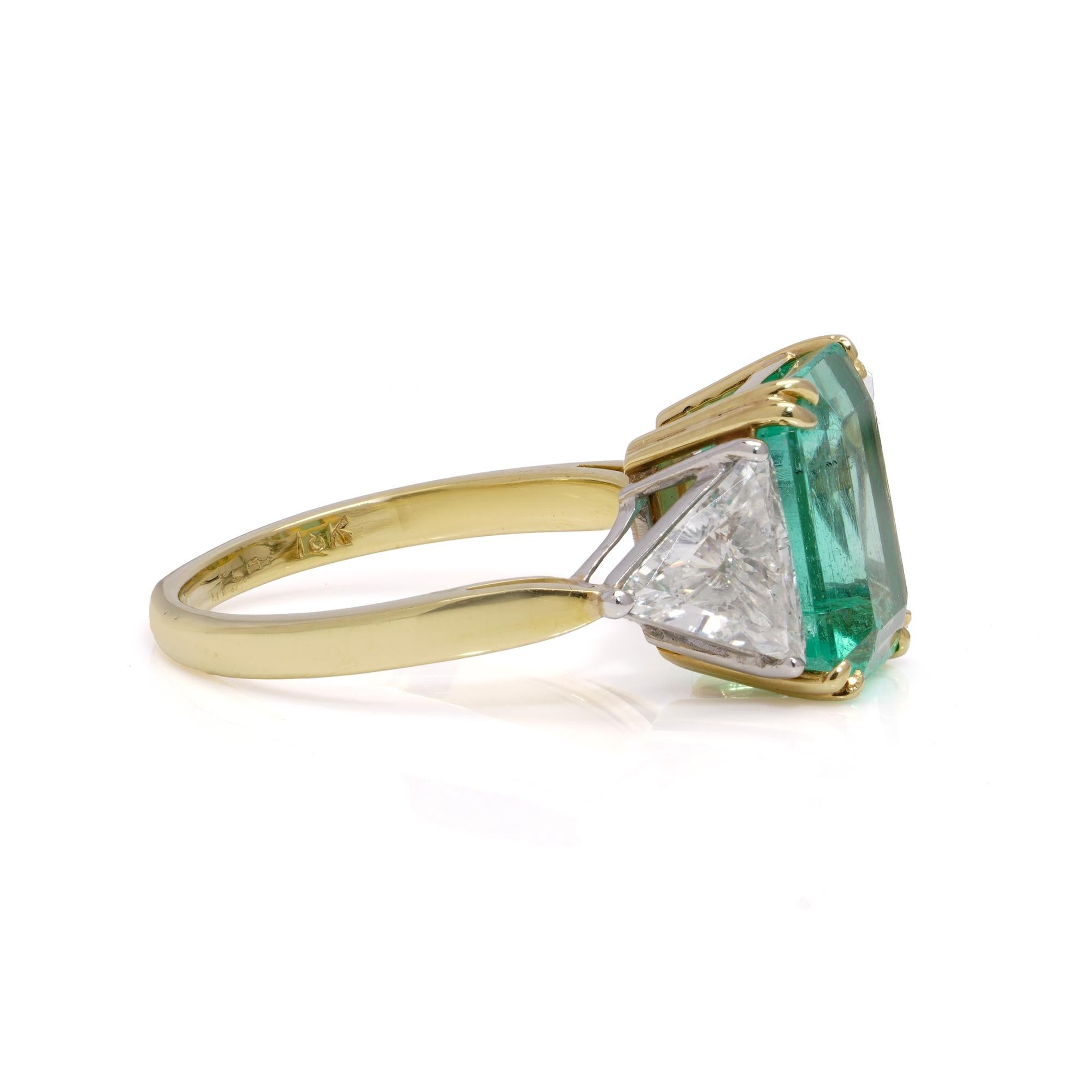 Oro 18kt e platino 3,85 ct. Anello con smeraldo colombiano naturale e diamante in vendita 2