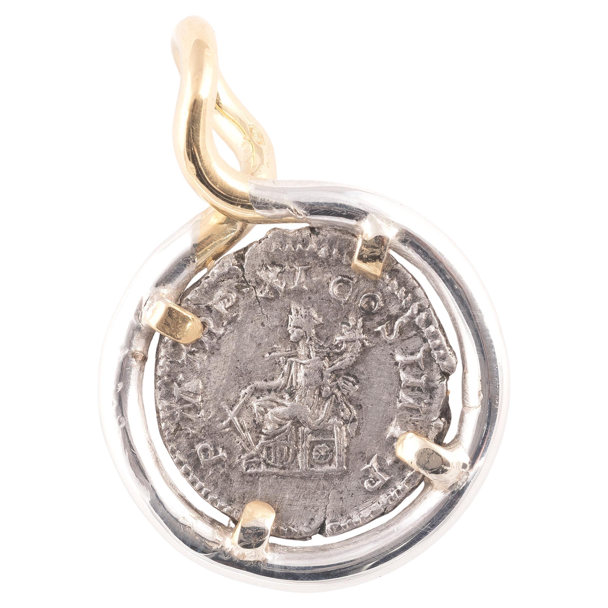 Moneda romana de oro amarillo y plata de 18 quilates Denario de Septimio Severo 193-211 d.C. Romano clásico