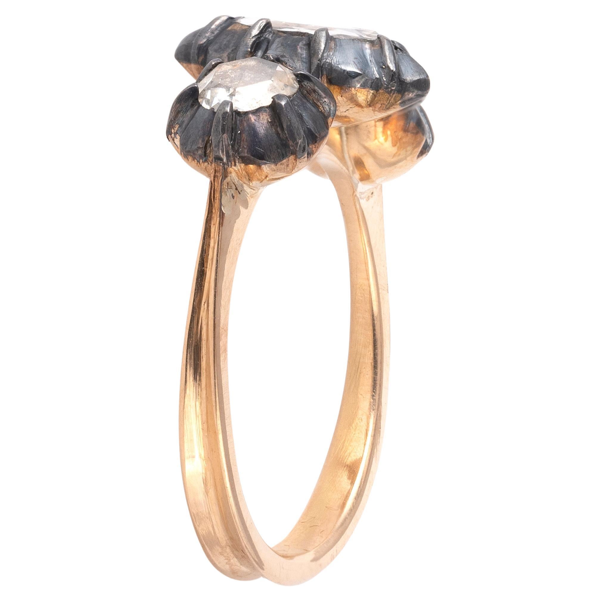 Taille rose Bague duchesse en or jaune 18kt et argent avec diamant taillé en rose en vente