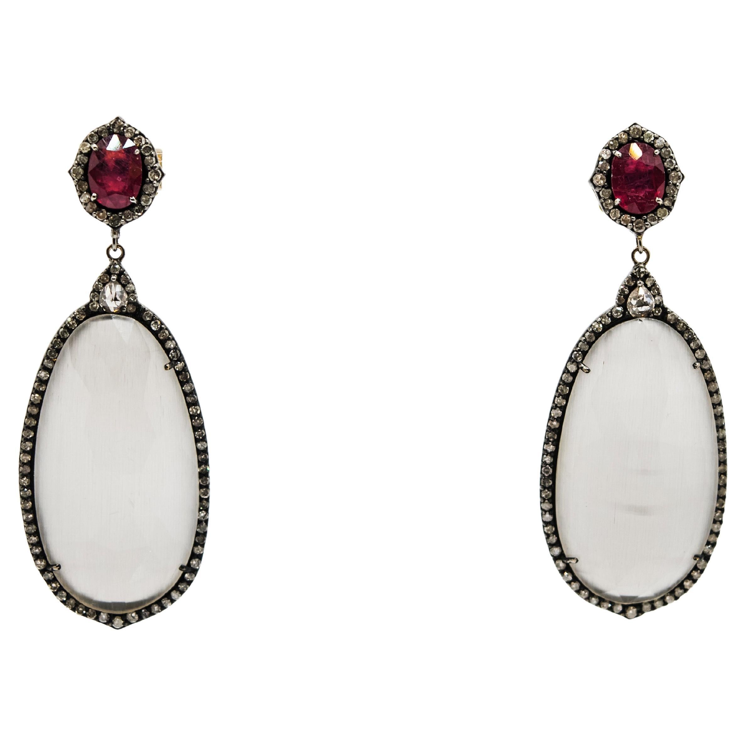18kt Yellow Gold and Silver Rubies, Icy grey Diamonds and grey Agate Earrings