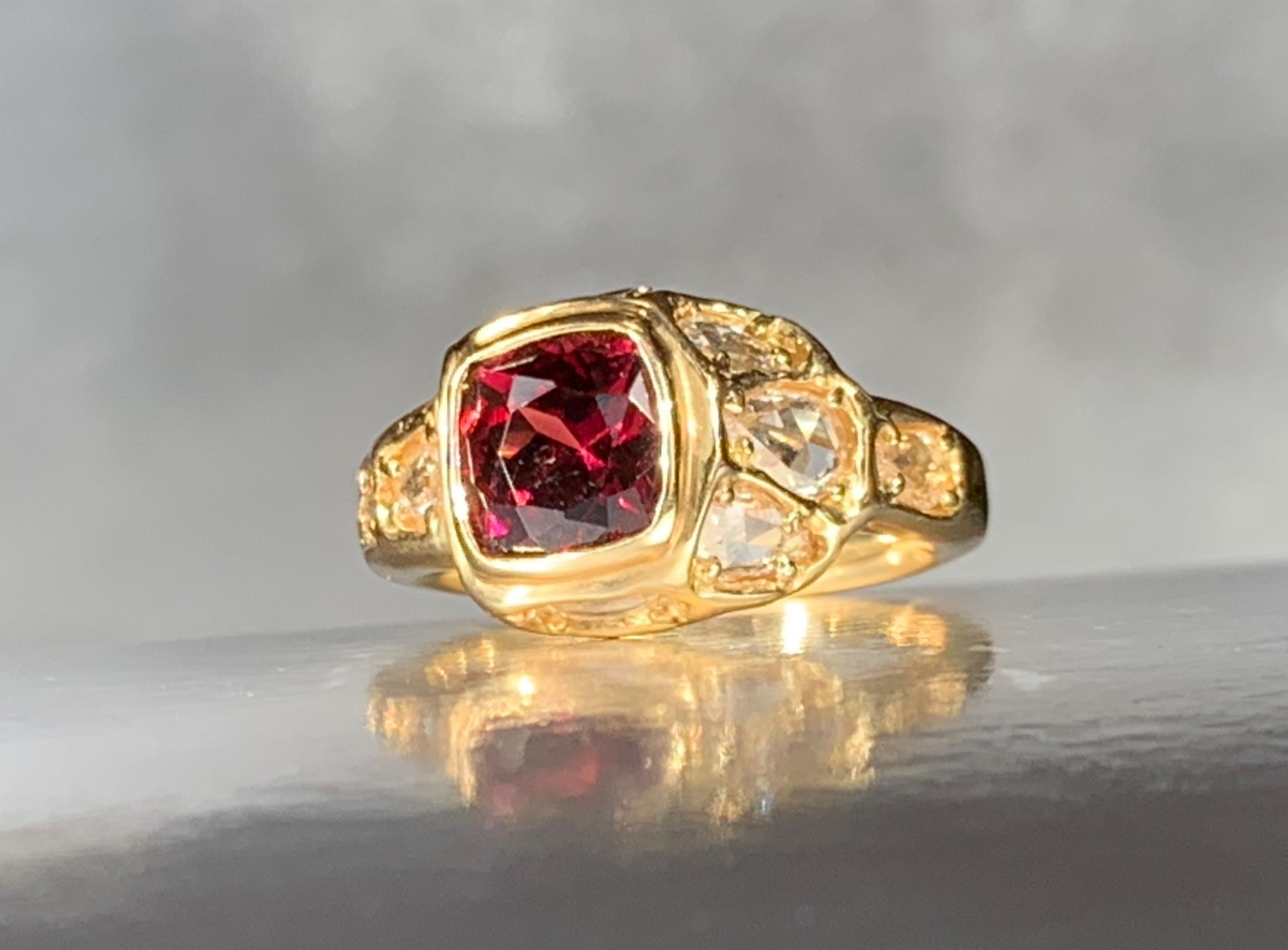 18kt Yellow Gold Asymmetrical Cushion Garnet Ring with White Rose Cut Diamonds For Sale 2