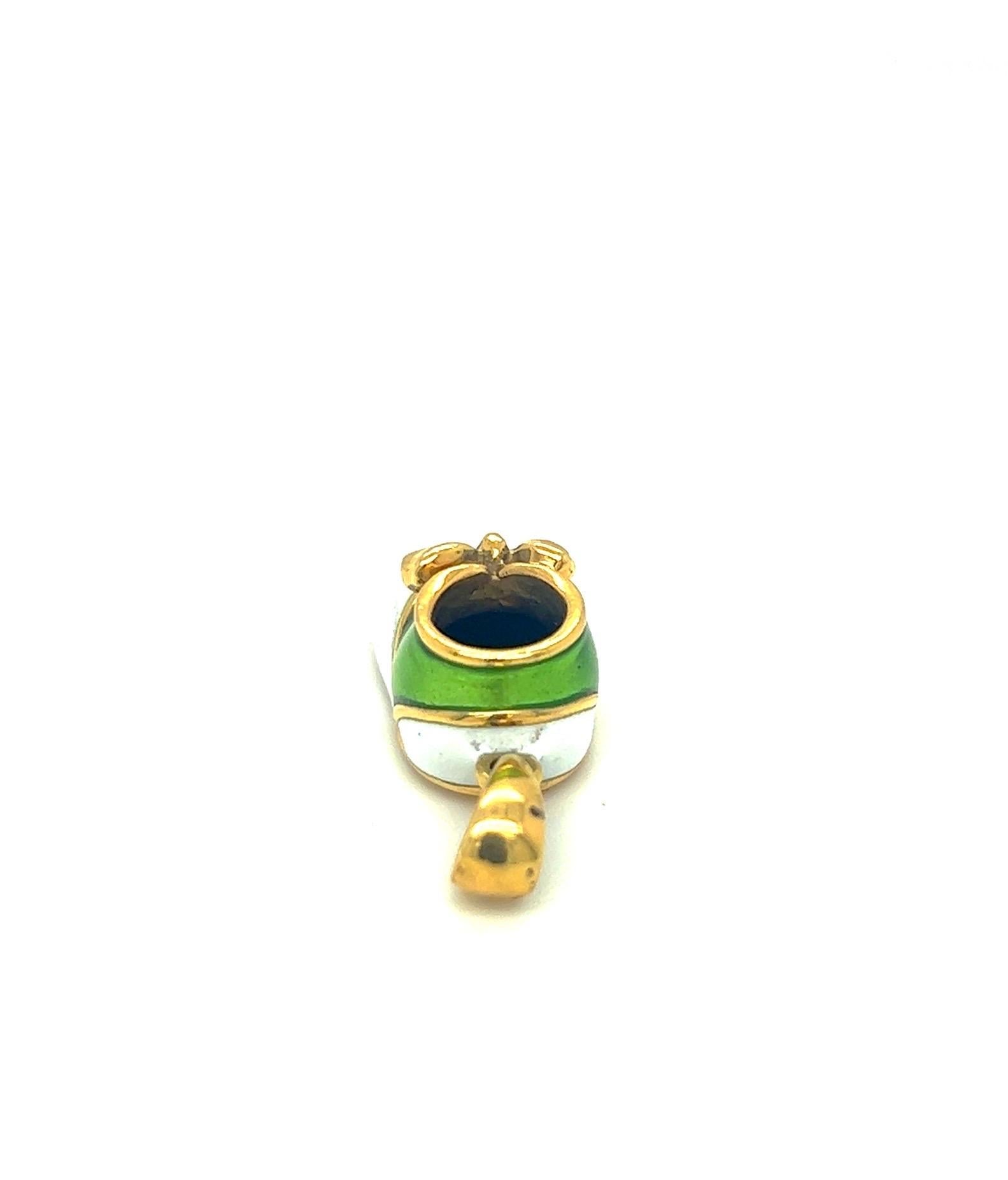 18KT Yellow Gold Baby Shoe Charm Green/ White Enamel With YG Bow In New Condition For Sale In New York, NY