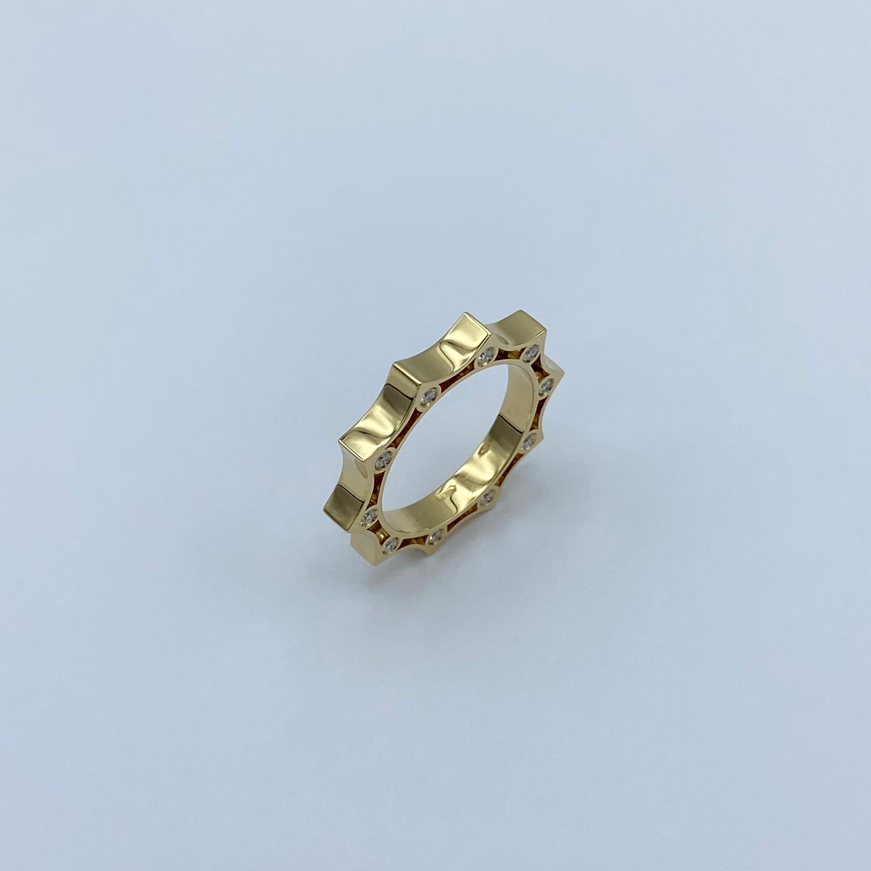 Round Cut 18kt Yellow Gold Band Ring 0.30 Ct White Diamond Made in Italy For Sale